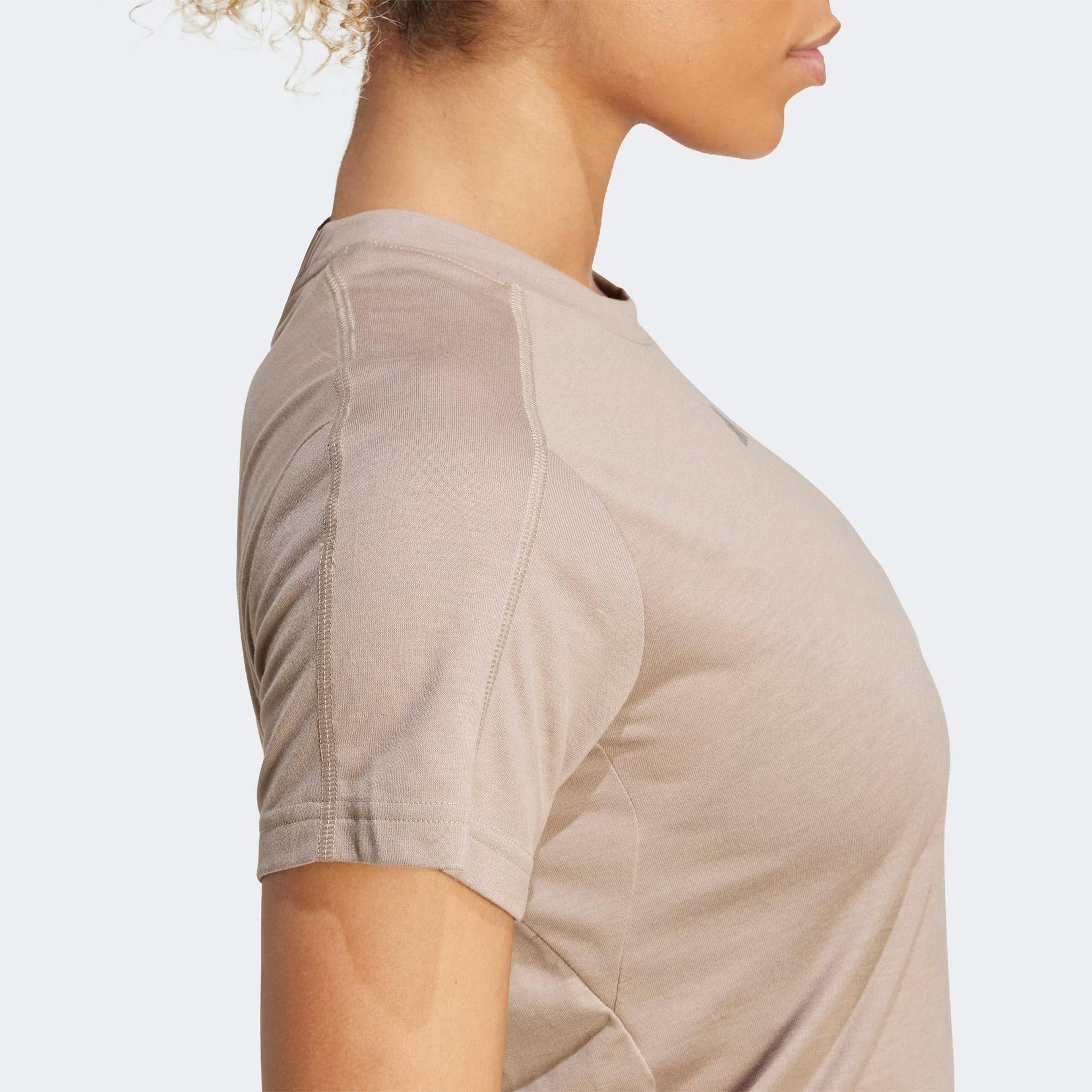 adidas Aeroready Train Essentials Minimal Branding Crewneck Kadın Kahverengi Antrenman T-Shirt