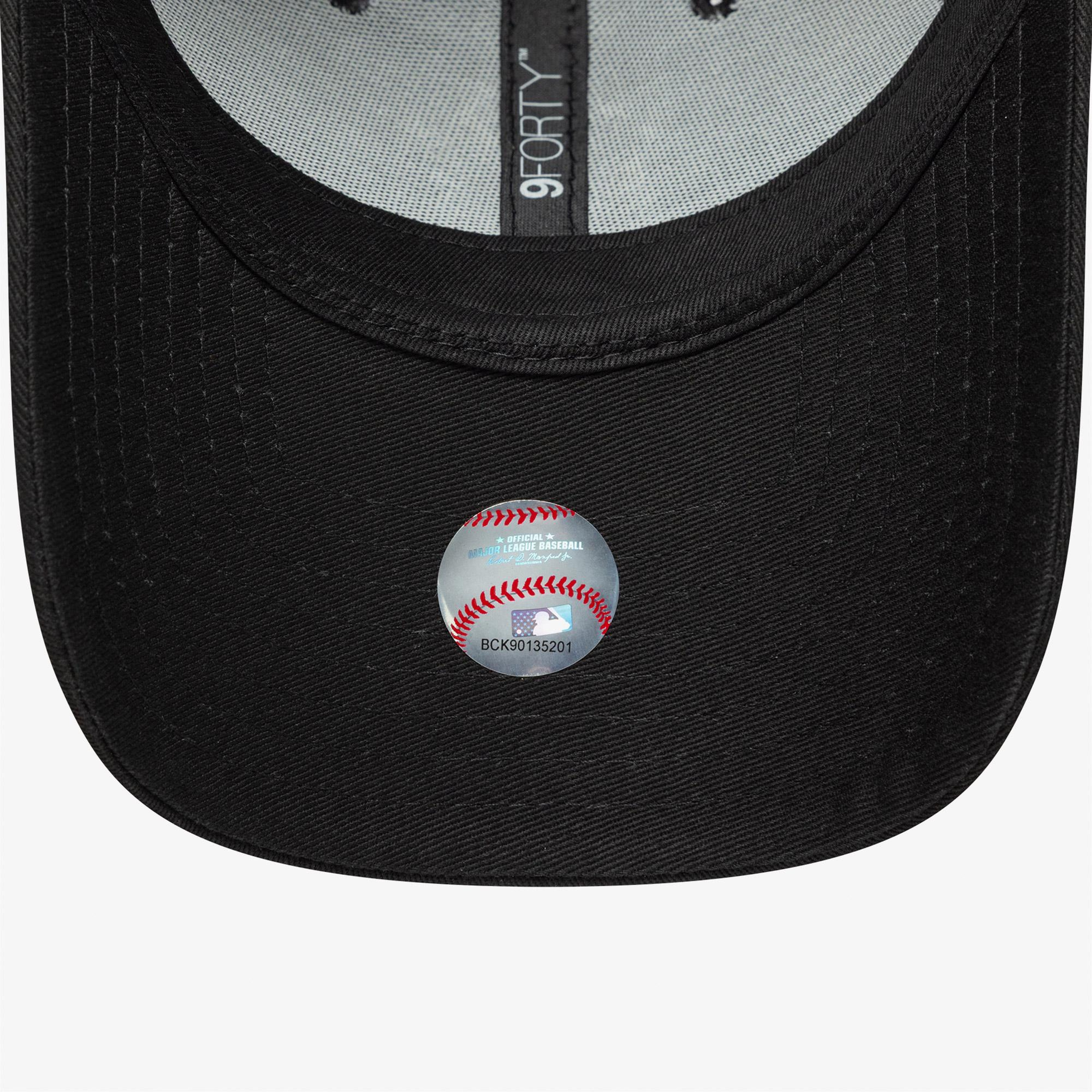 New Era Animal Infill 9Forty Neyyan Unisex Siyah Şapka
