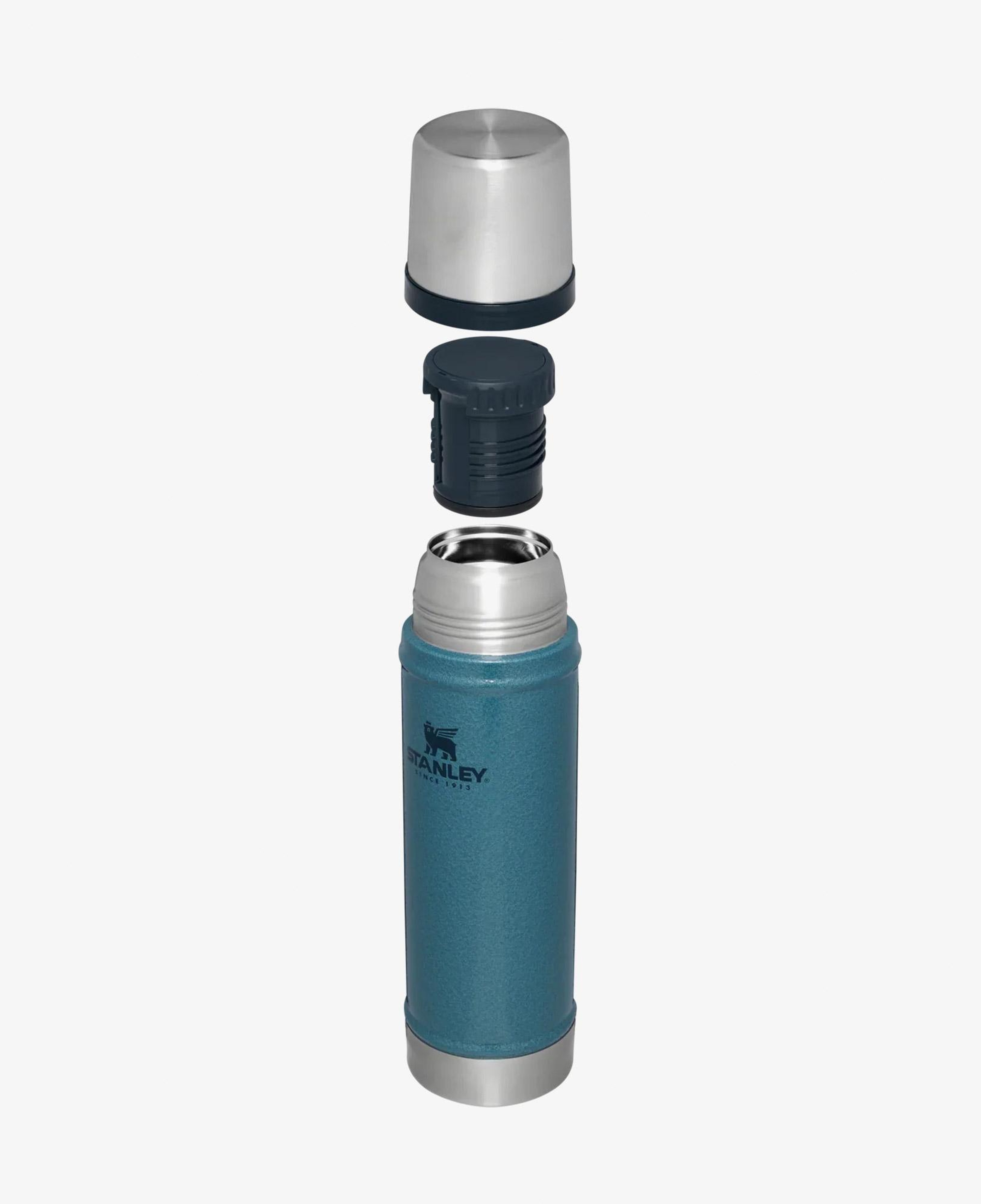 Stanley The Legendary Classic 0.60L Mavi Termos