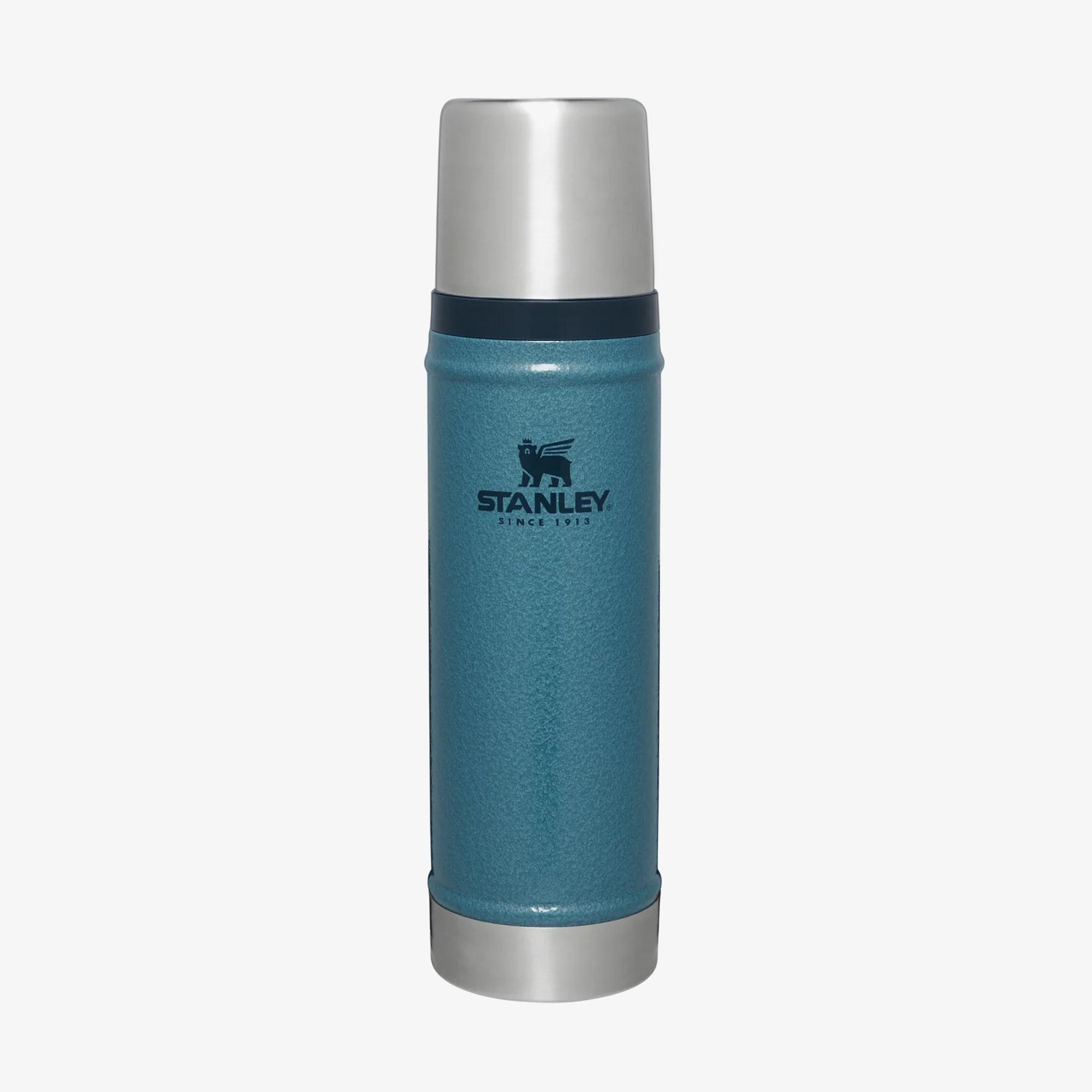 Stanley The Legendary Classic 0.60L Mavi Termos