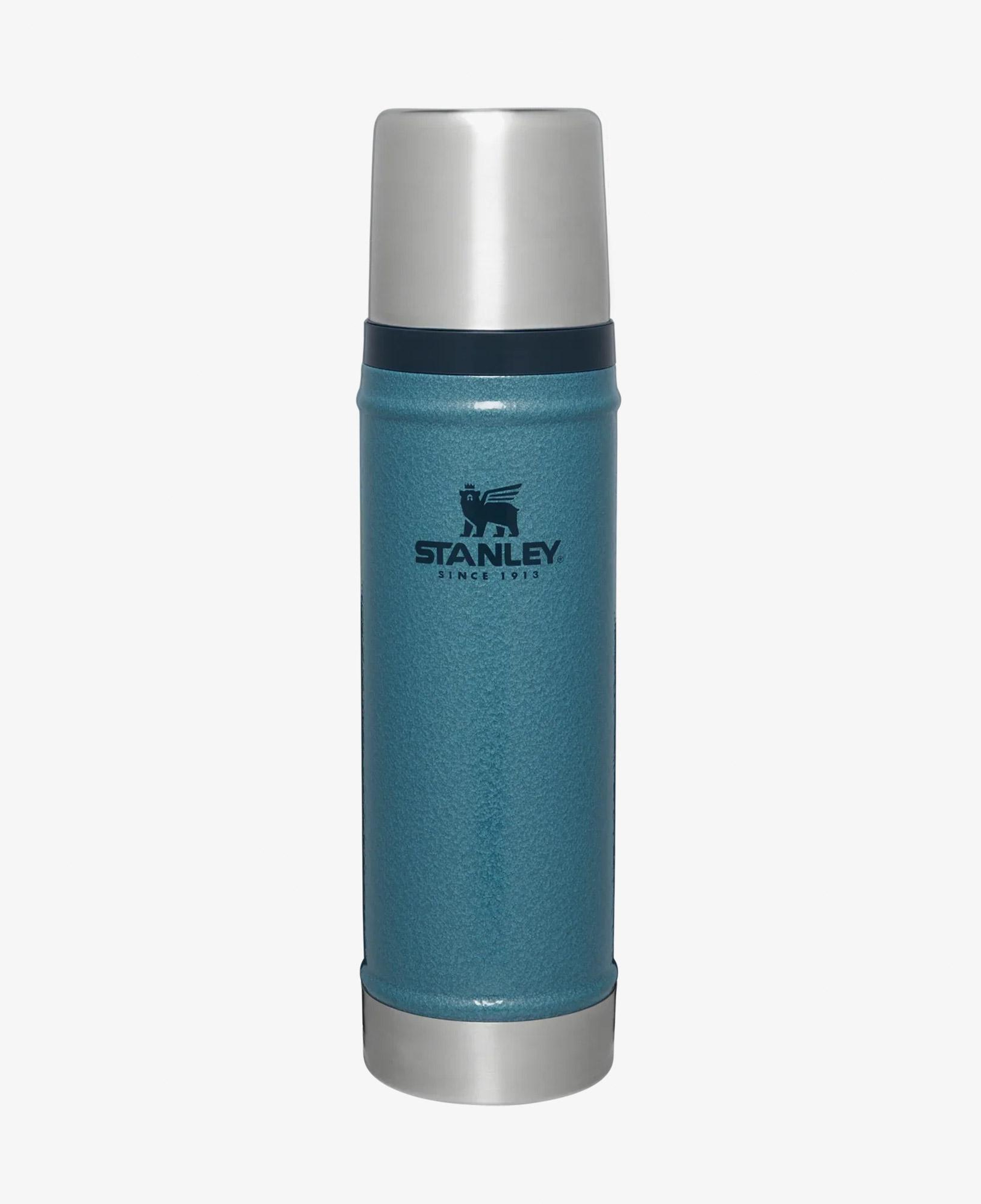 Stanley The Legendary Classic 0.60L Mavi Termos