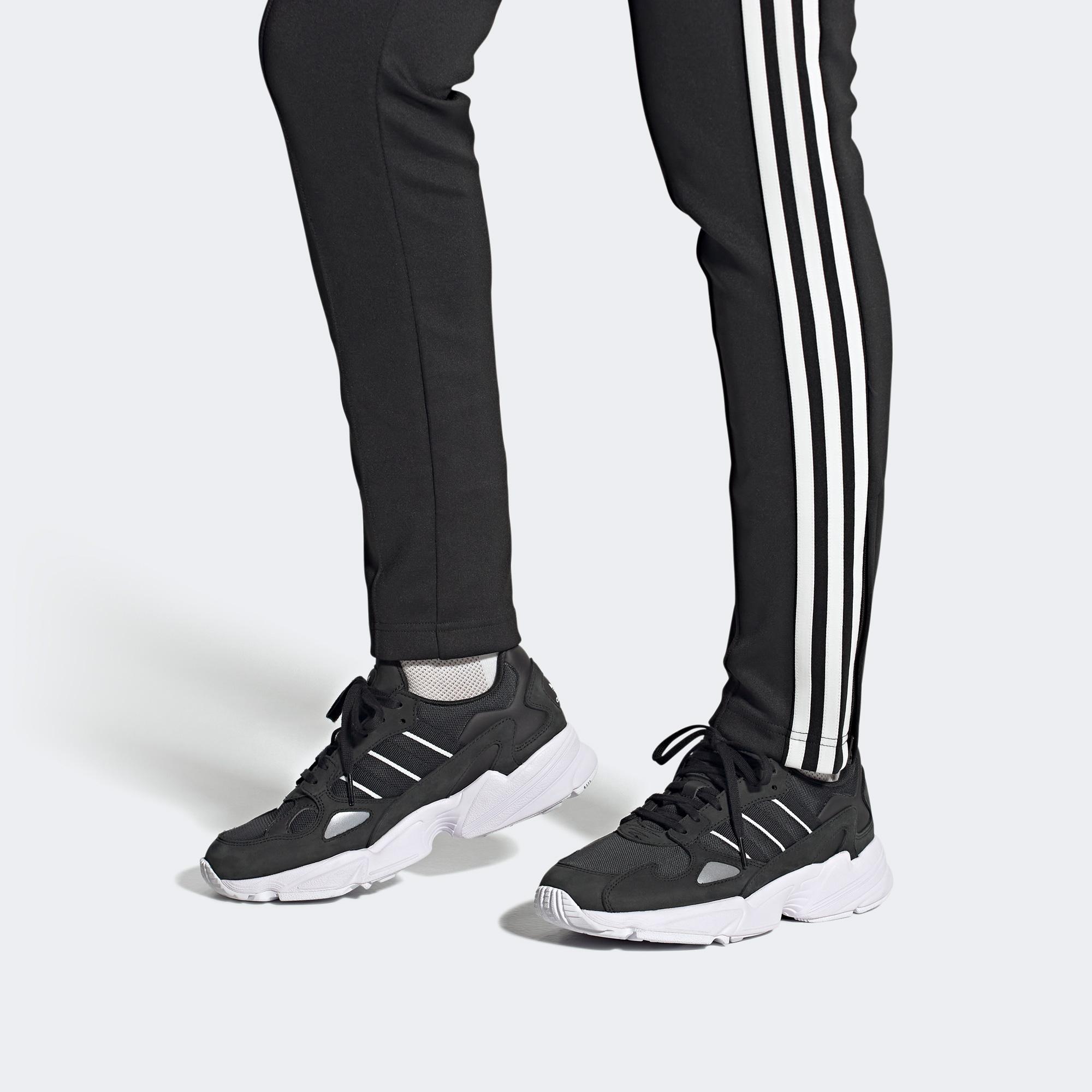 adidas Falcon Kadın Siyah Spor Ayakkabı