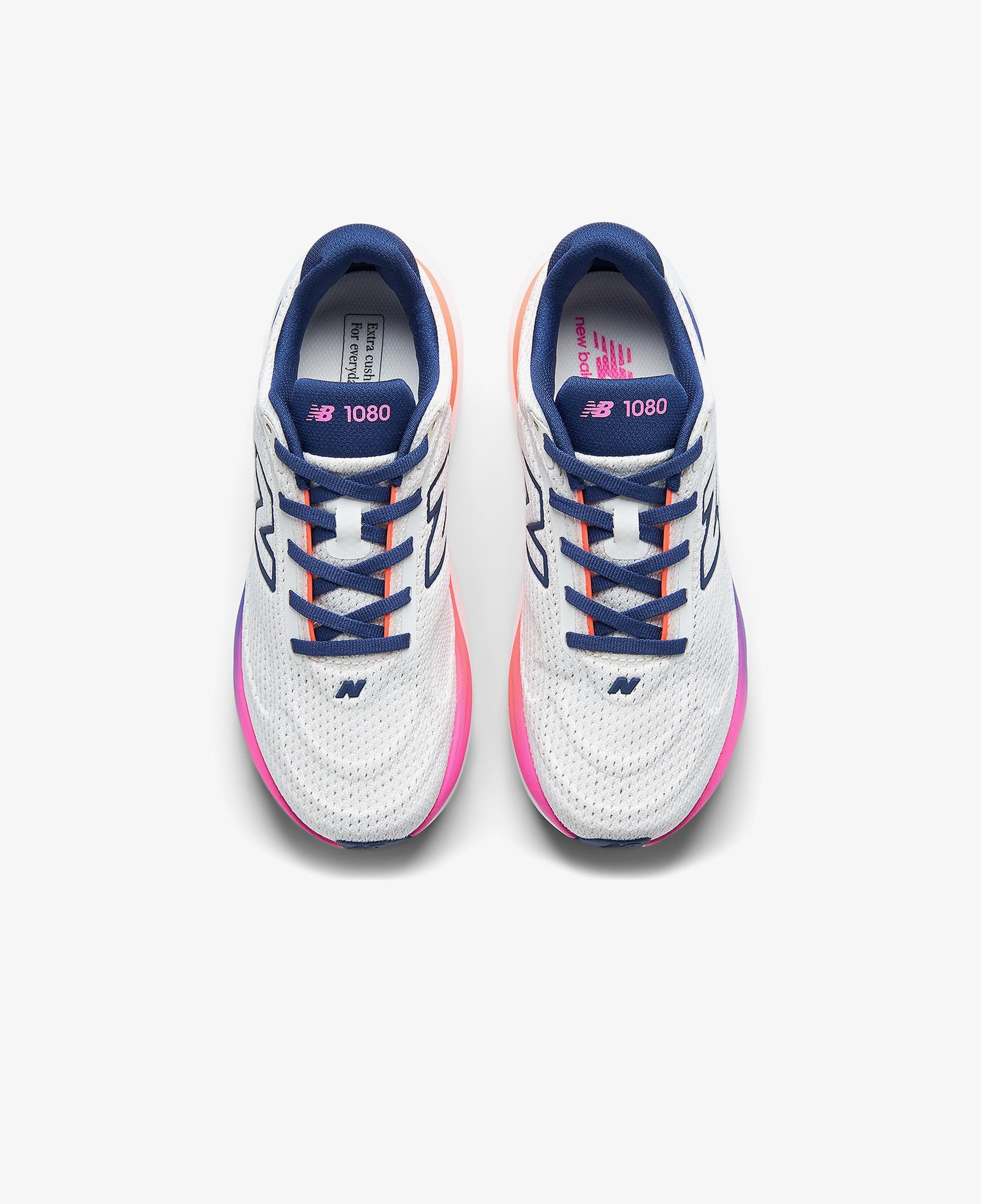 New Balance 1080 Kadın Beyaz Koşu Ayakkabısı