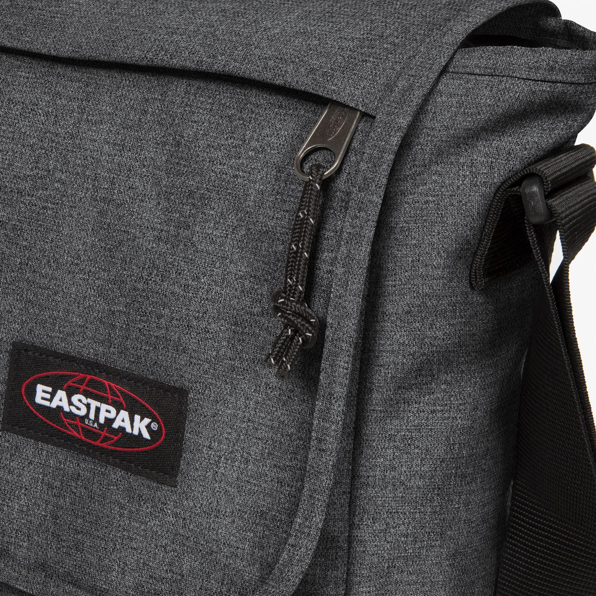 Eastpak Delegate + Unisex Siyah Omuz Çantası