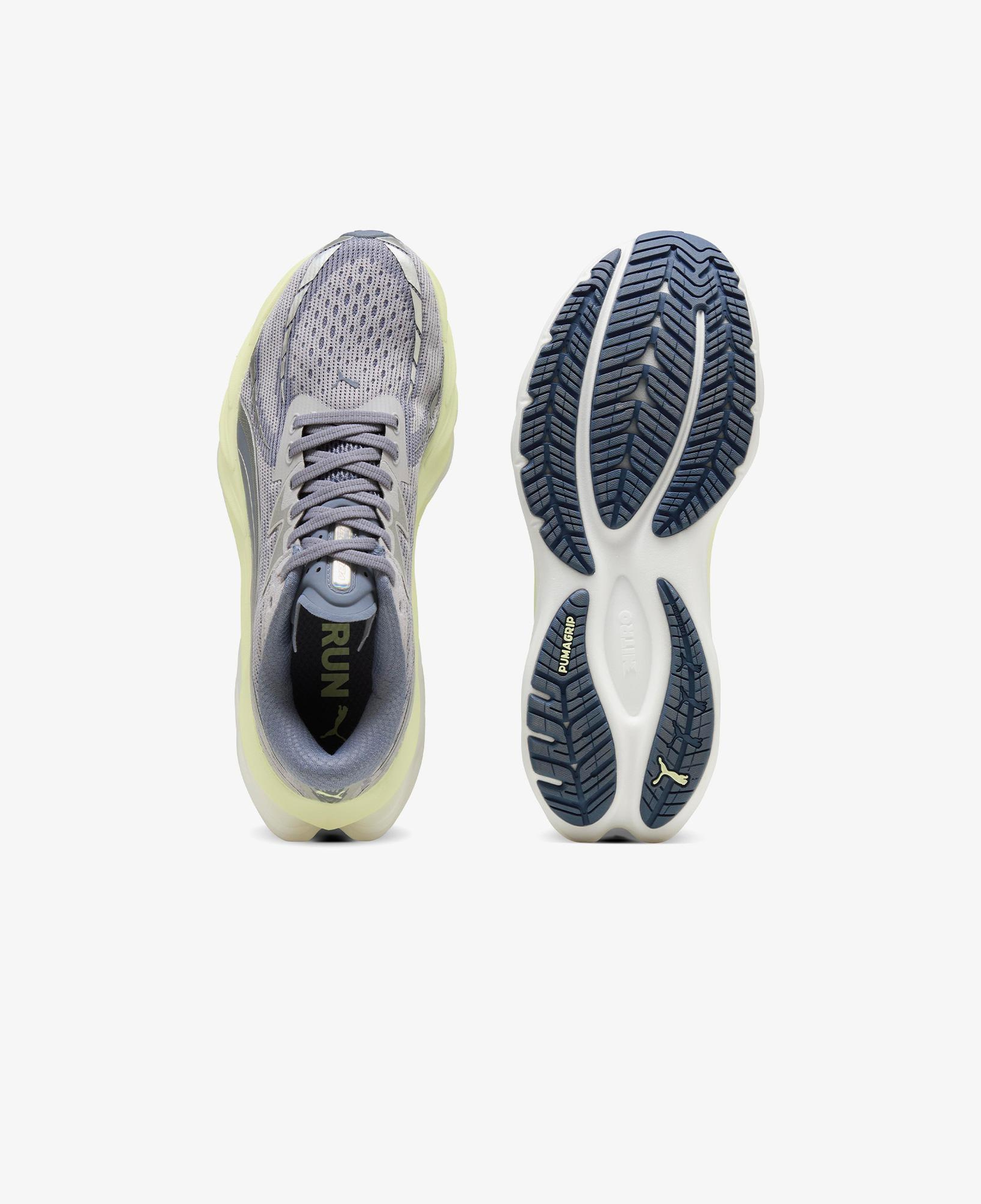 Puma Velocity Nitro 4 Kadın Gri Koşu Ayakkabısı