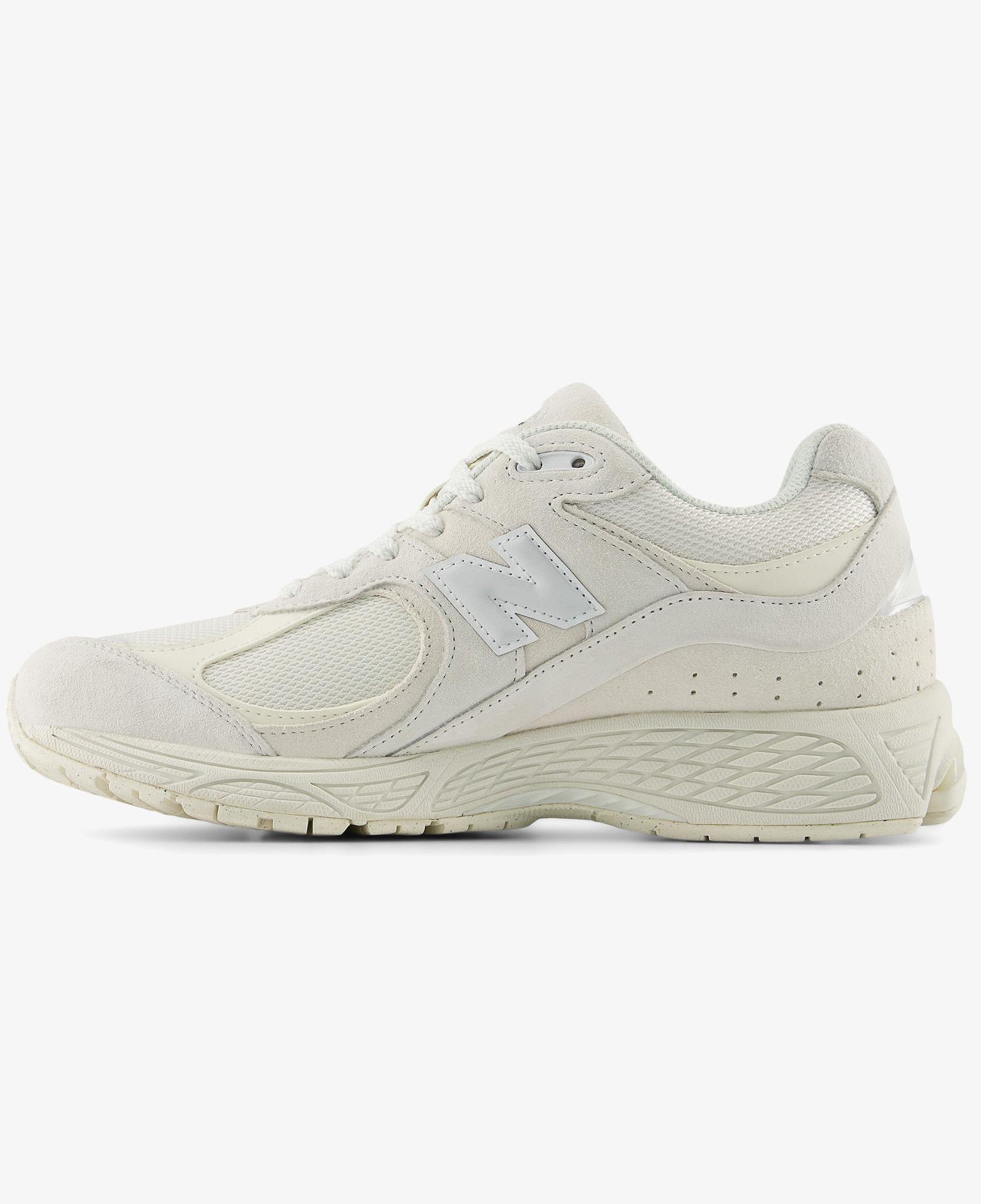 New Balance 2002 Lifestyle Unisex Beyaz Spor Ayakkabı