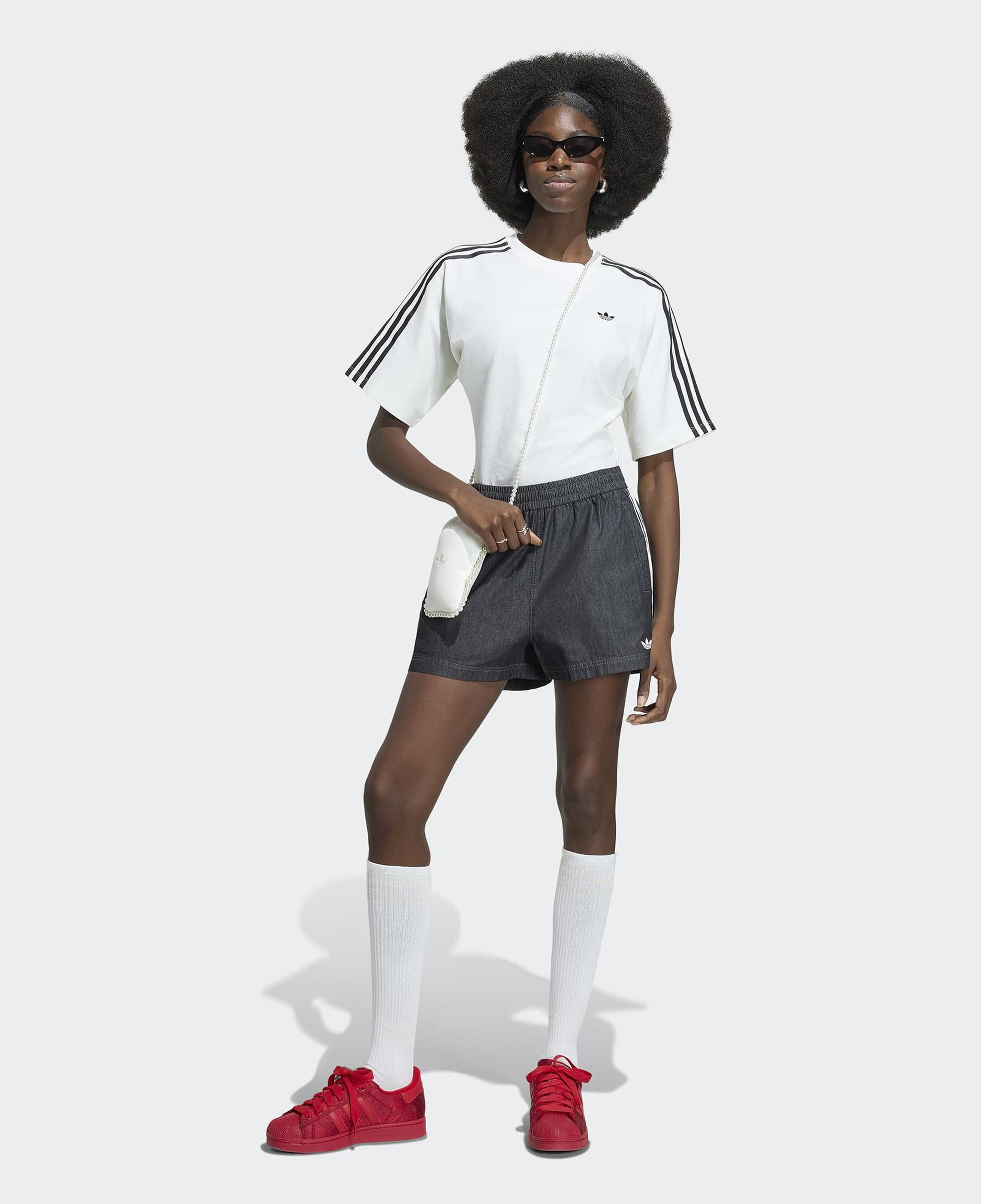adidas Slim Kadın Beyaz T-Shirt
