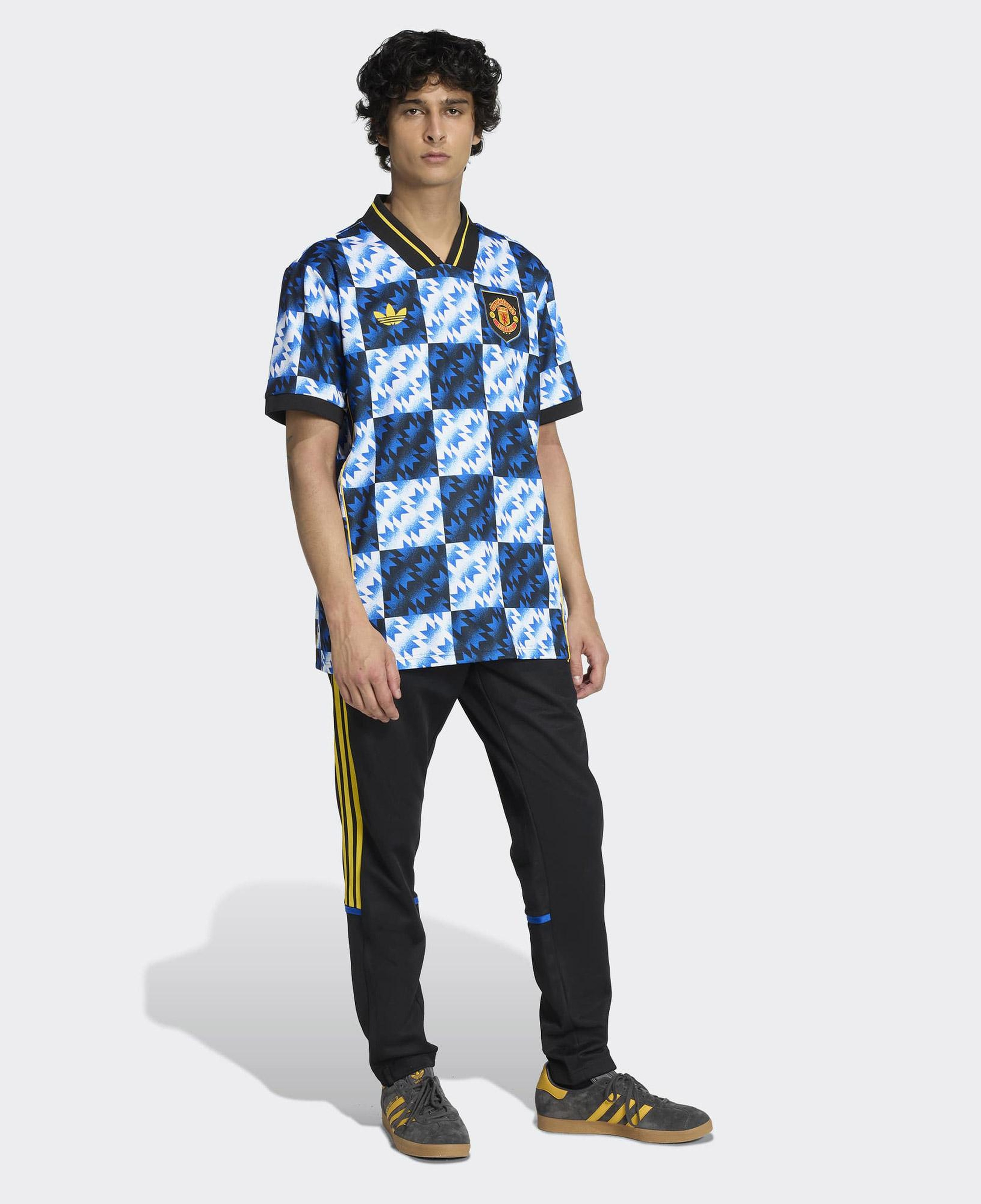 adidas Manchester United FC Erkek Renkli Forma