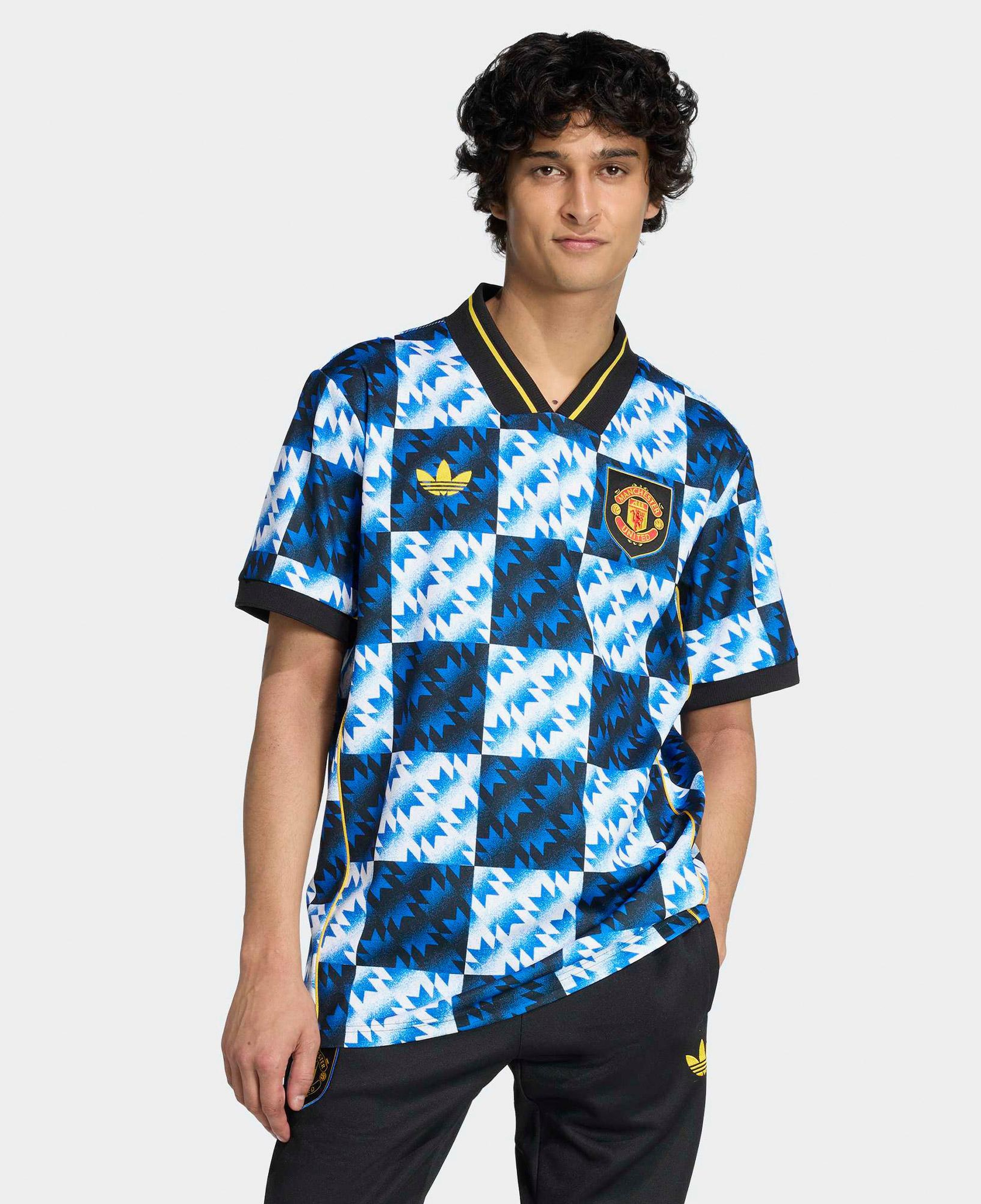 adidas Manchester United FC Erkek Renkli Forma