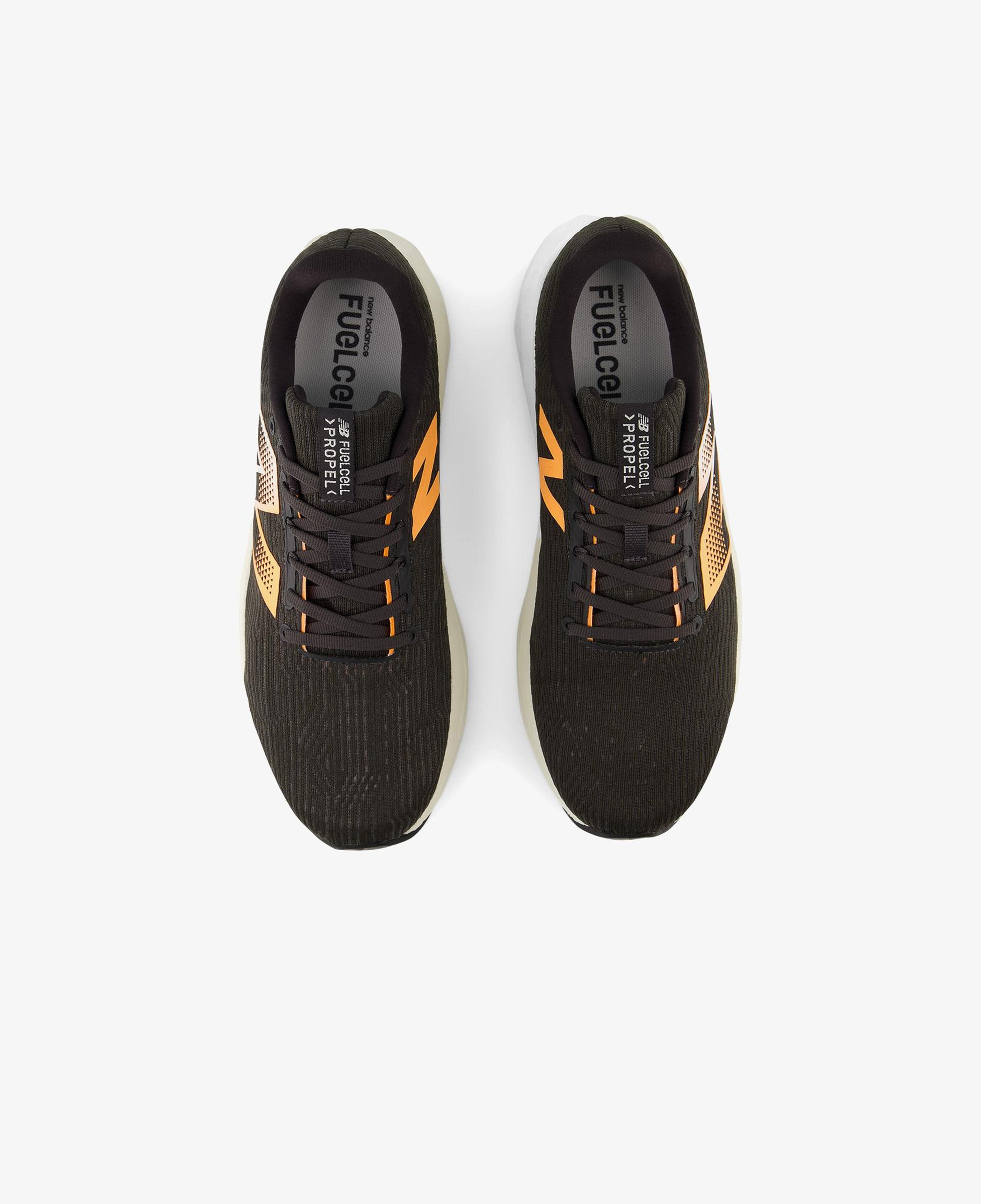 New Balance Fuellcell Propel V5 Erkek Siyah Sneaker