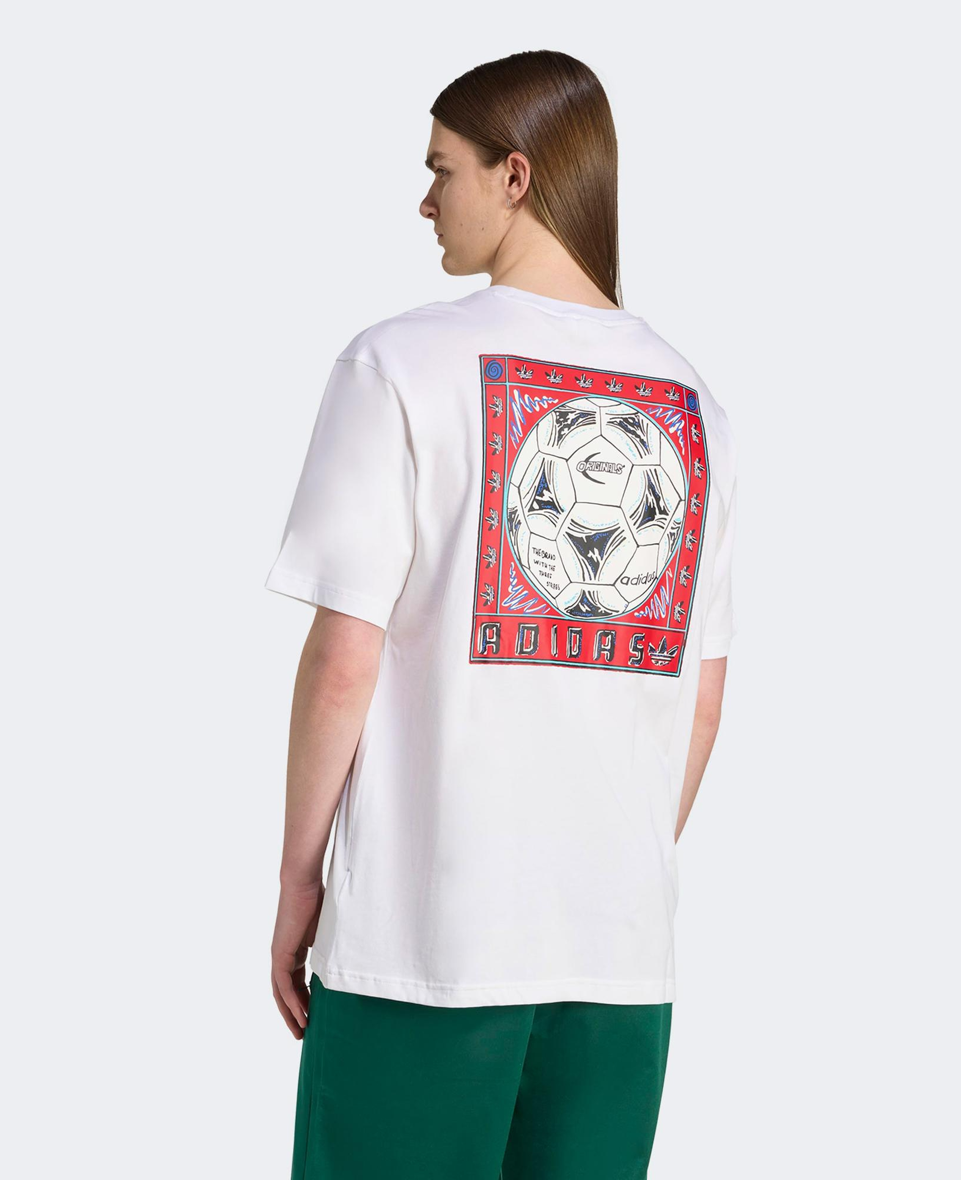 adidas Graphic  Erkek Beyaz T-Shirt
