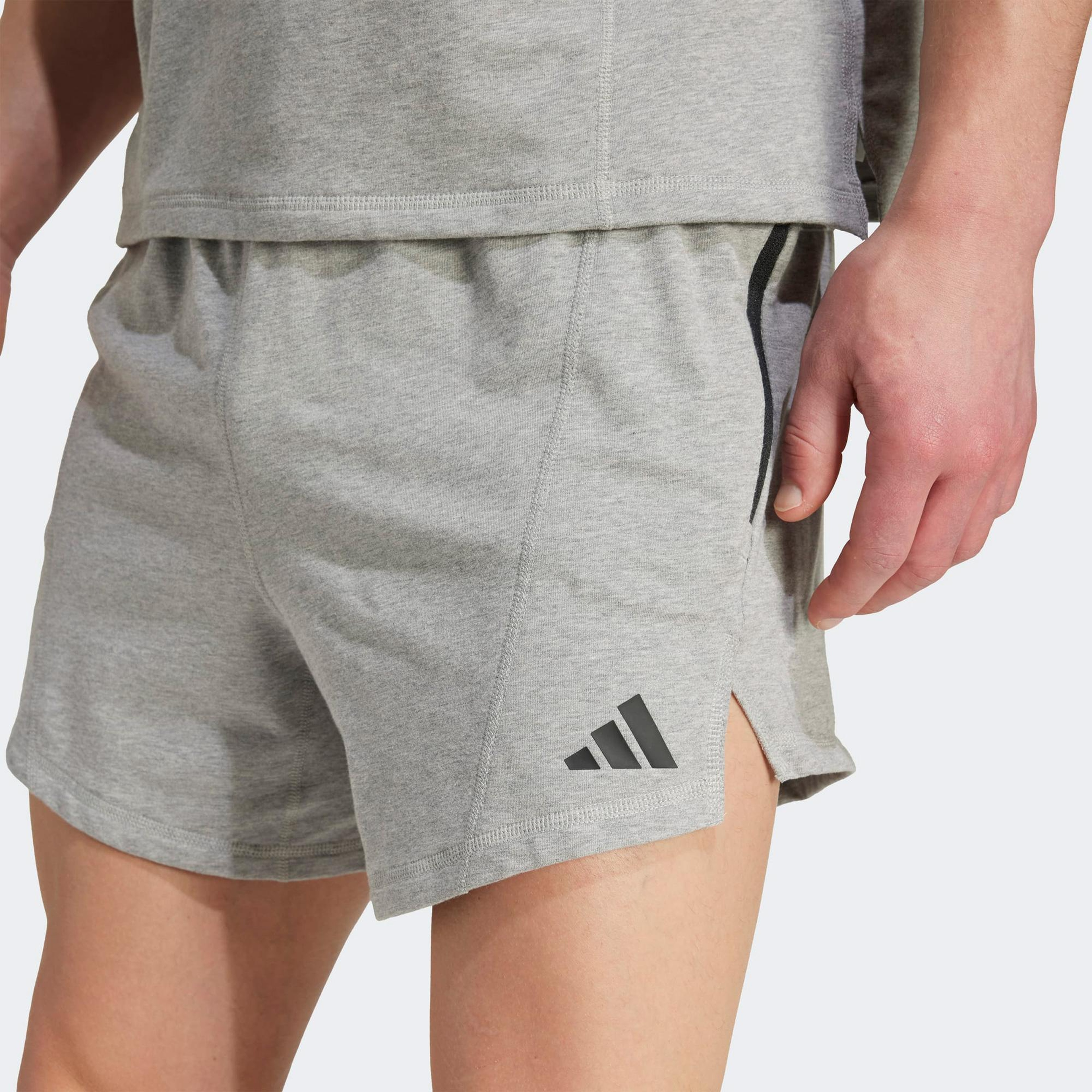 adidas D4T X Erkek Gri Antrenman Şortu