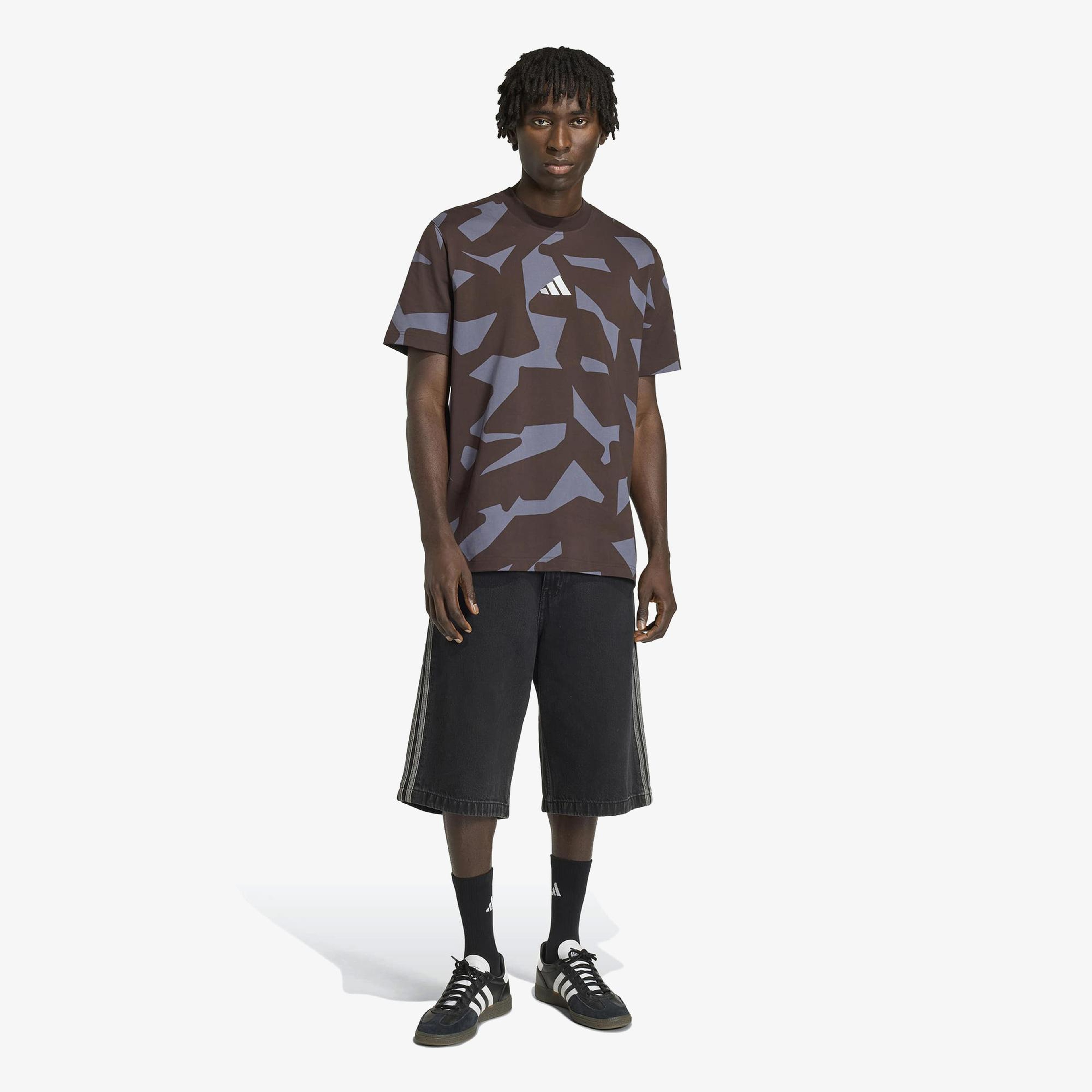 adidas Amg C Ss T Erkek Kahverengi T-Shirt