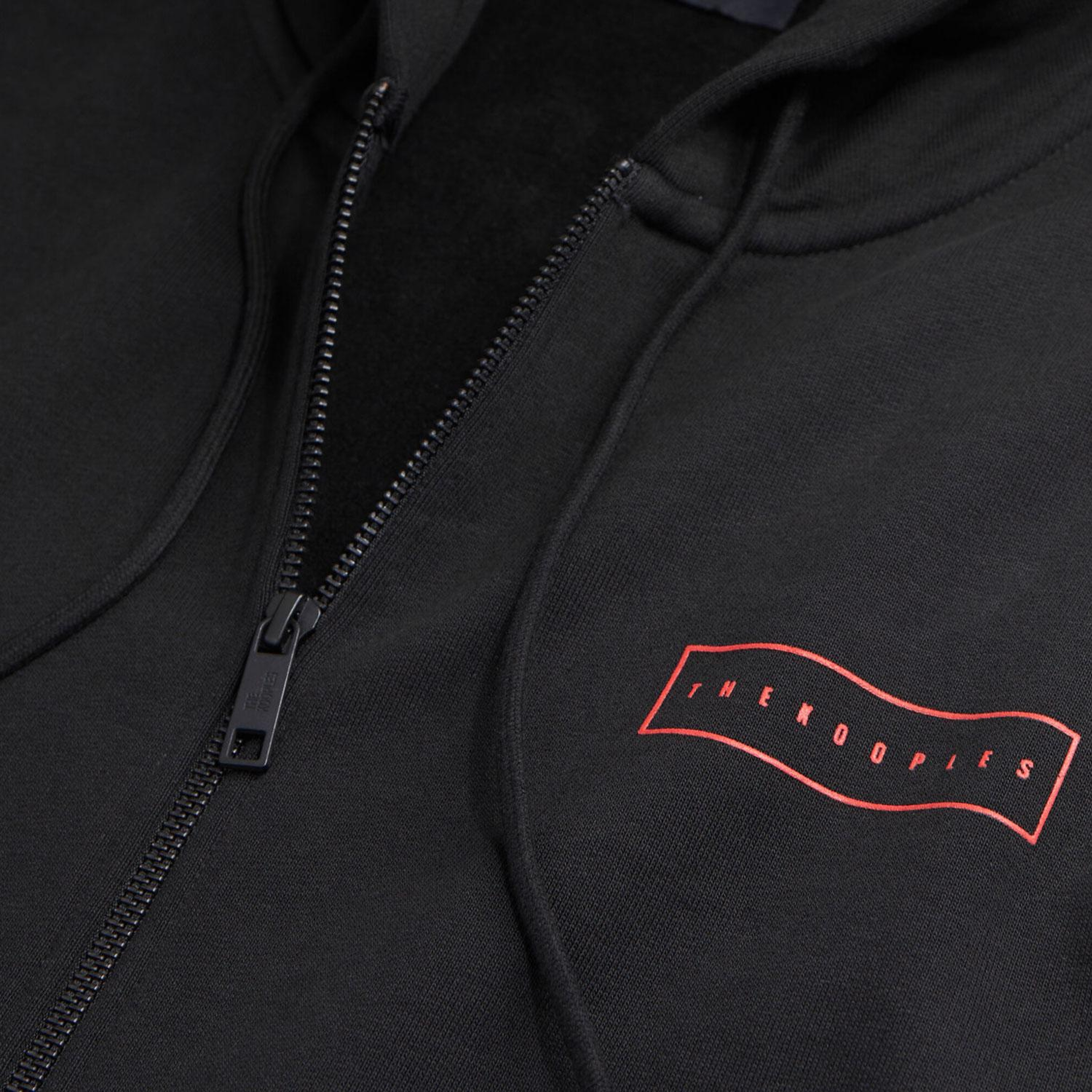 ERKEK KAPÜŞONLU SİYAH SWEATSHIRT