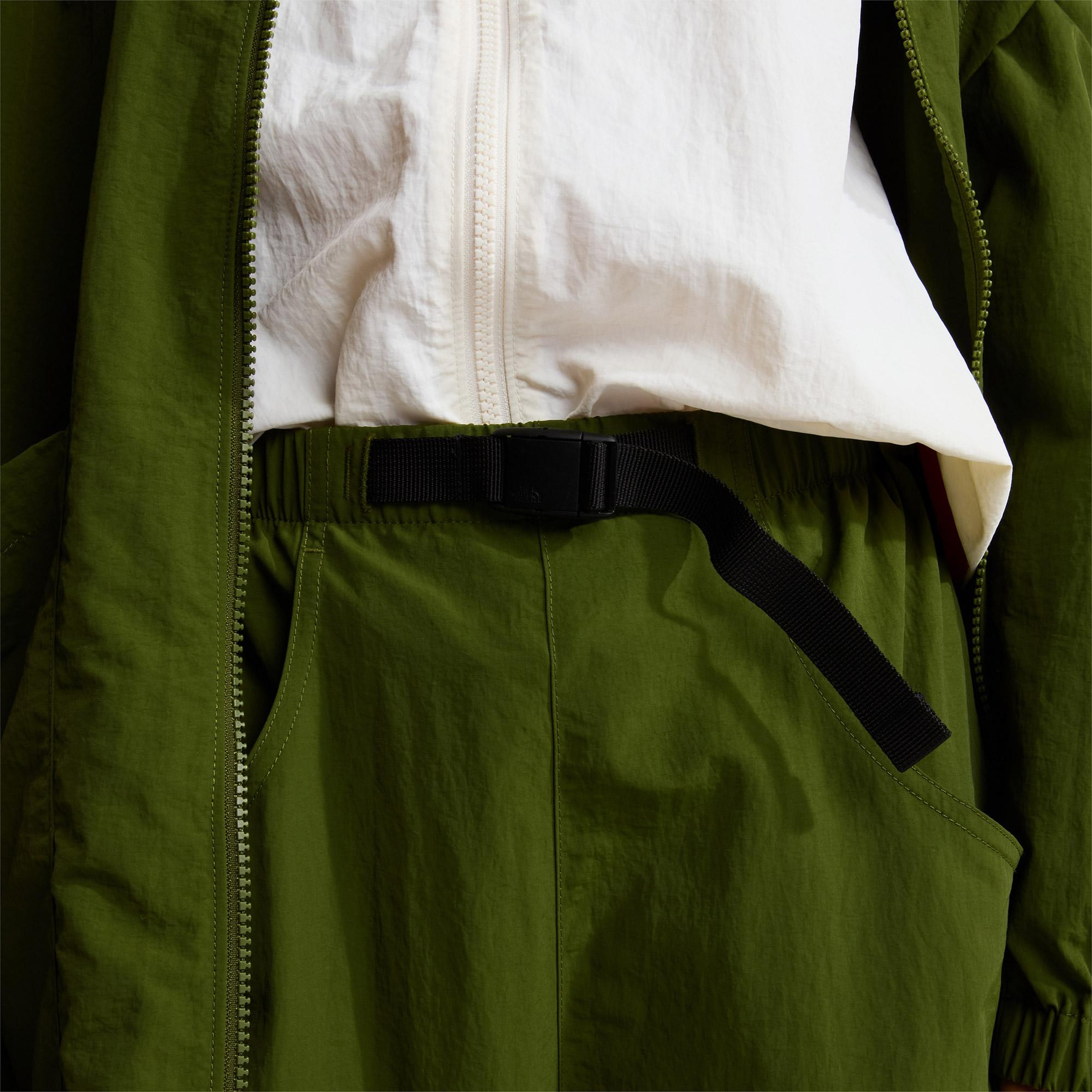 The North Face Red Box Nylon Belted Erkek Yeşil Pantolon