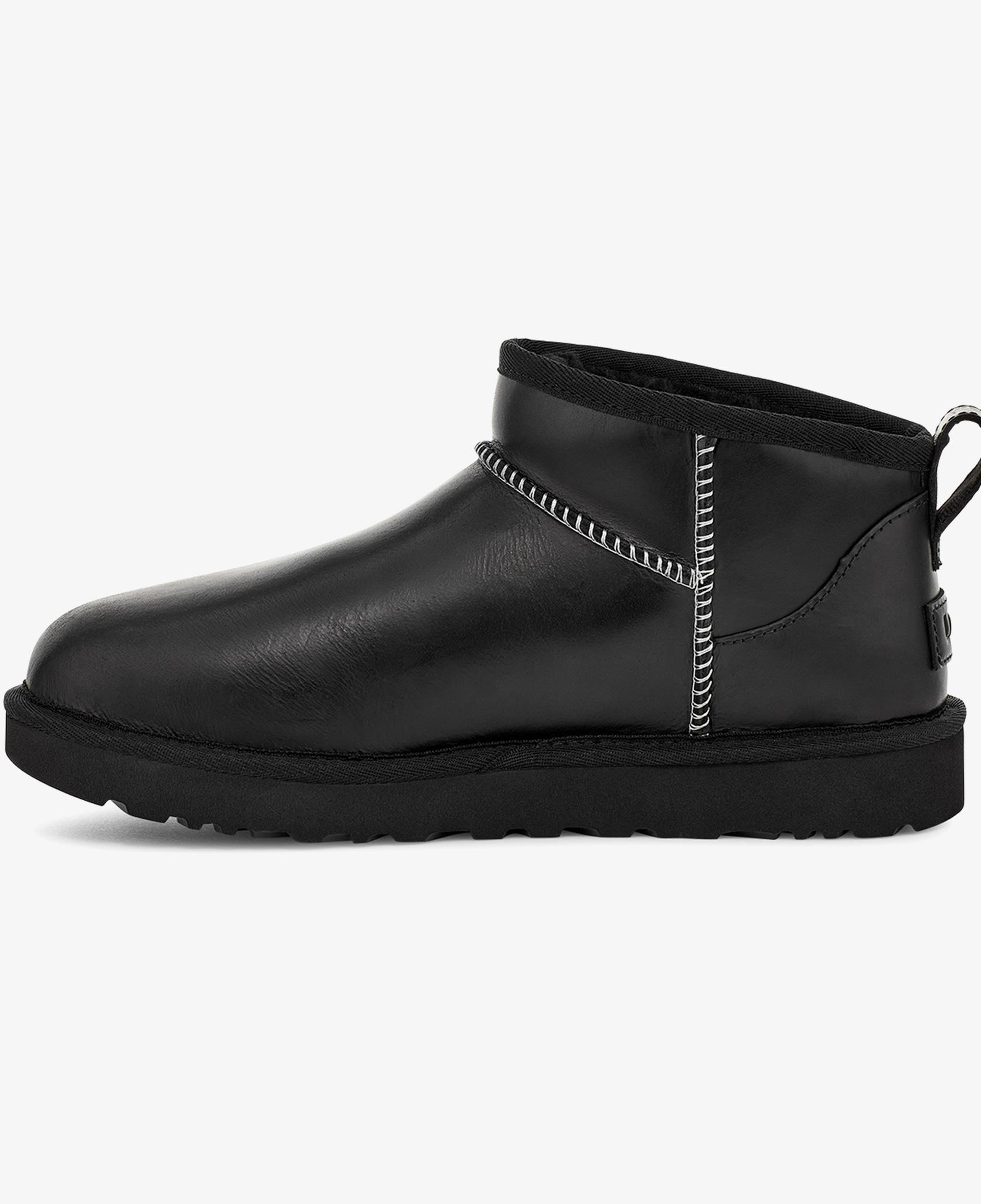 UGG Classic Ultra Mini Lthr Regen Kadın Siyah Bot