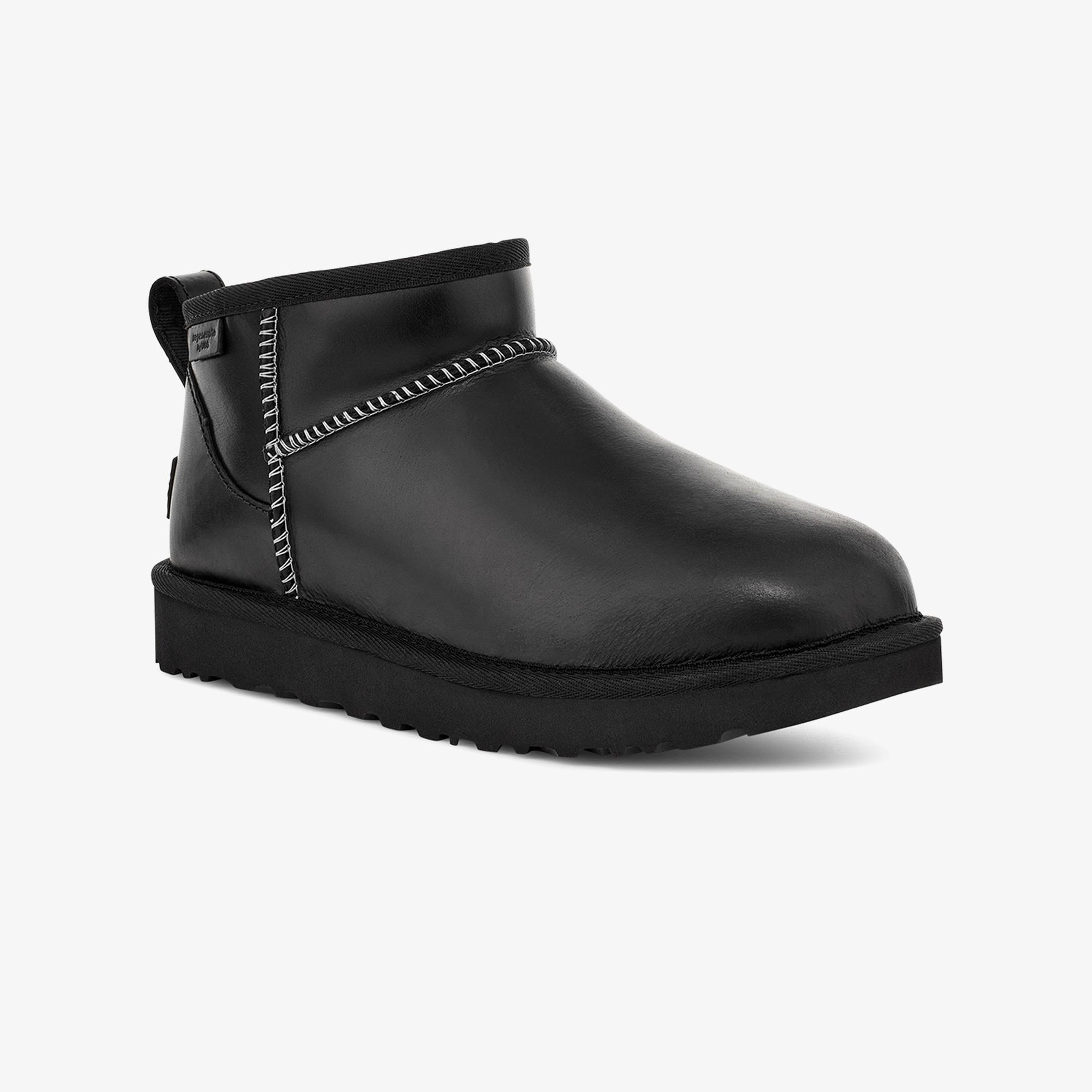 UGG Classic Ultra Mini Lthr Regen Kadın Siyah Bot