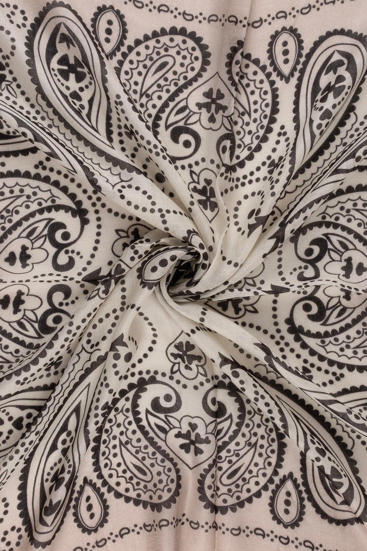 Beyaz Jas İpekli Baskılı Kare Şal 70x70 cm