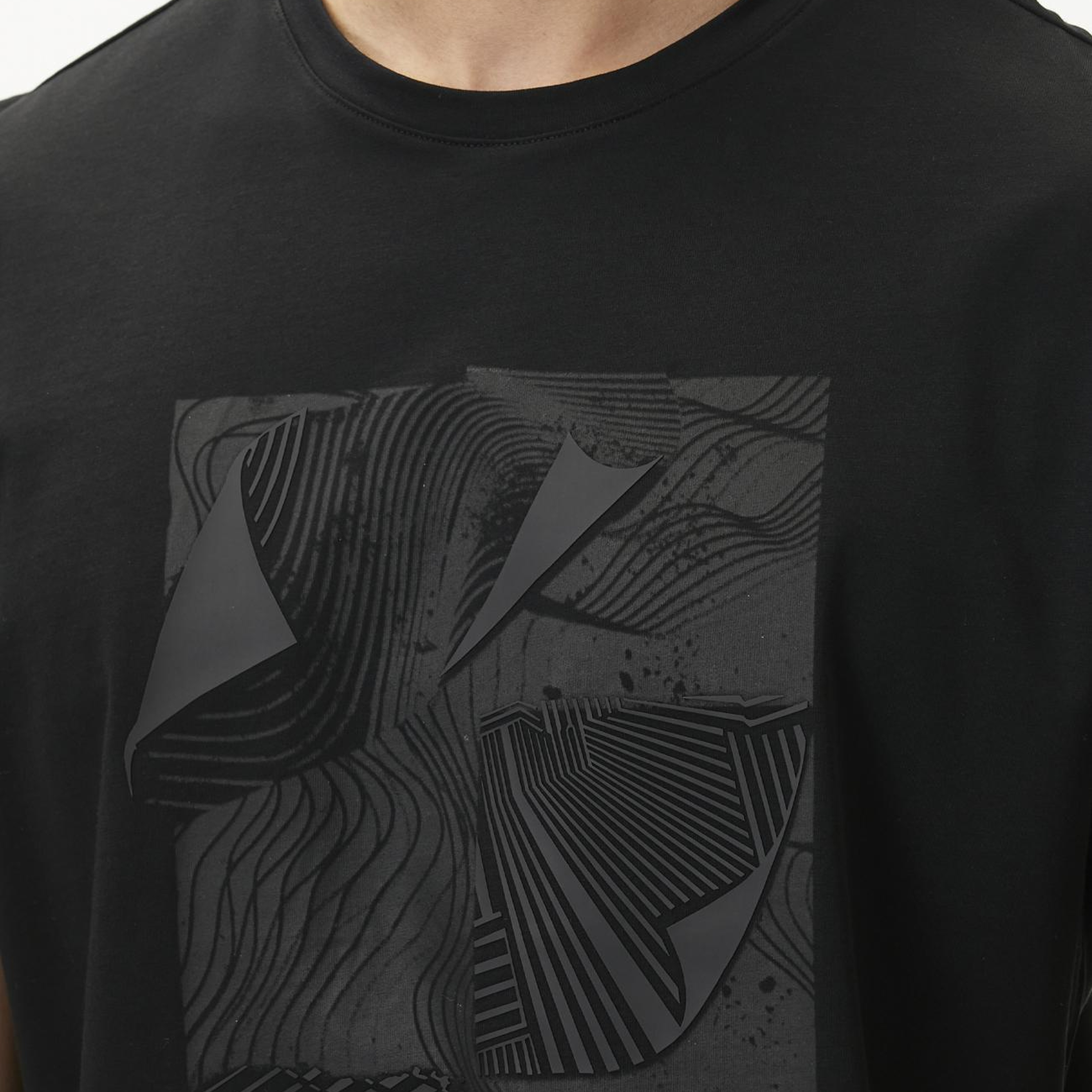 Network Erkek Siyah Enjeksiyon Baskılı T-shirt