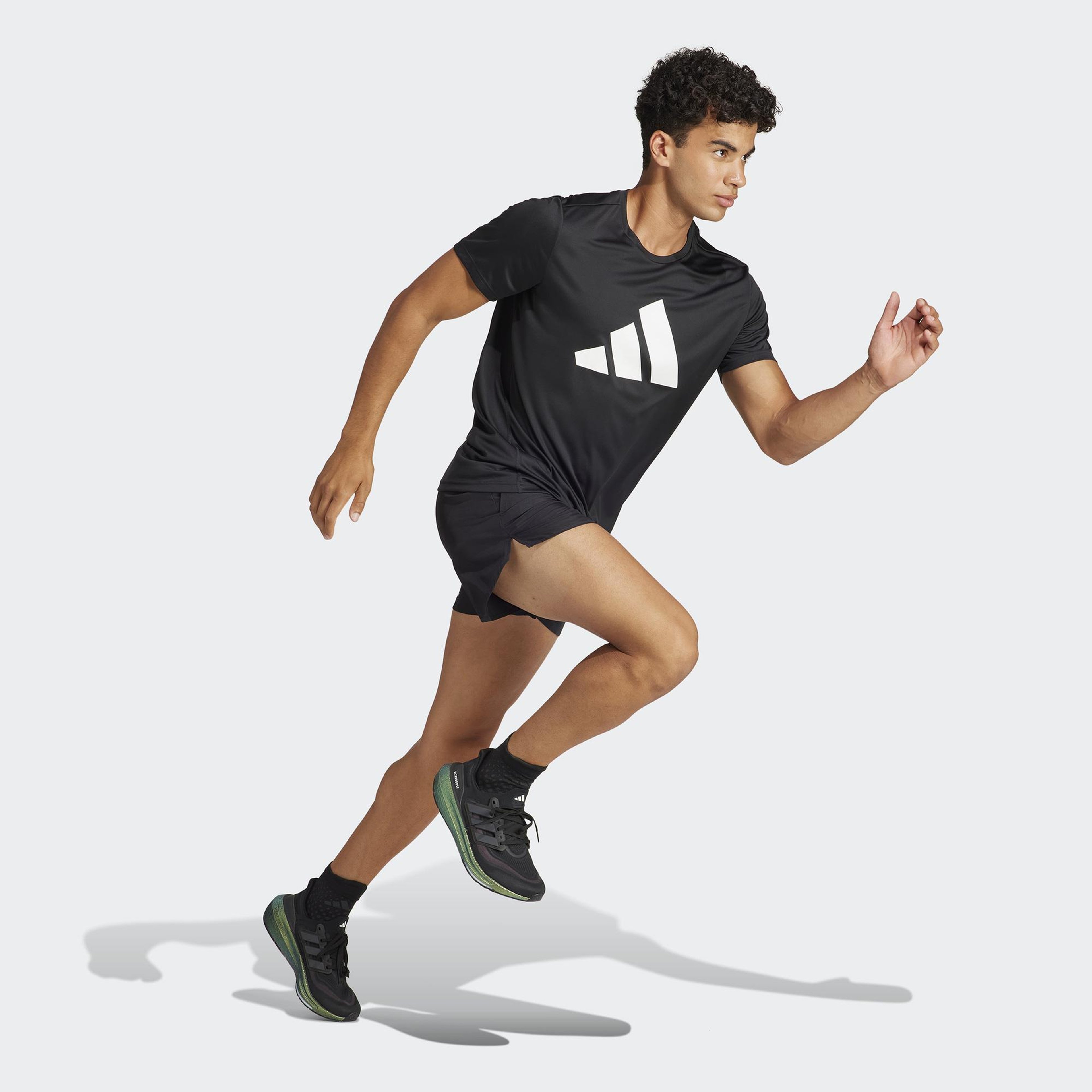 adidas Run It Erkek Siyah Koşu Şortu