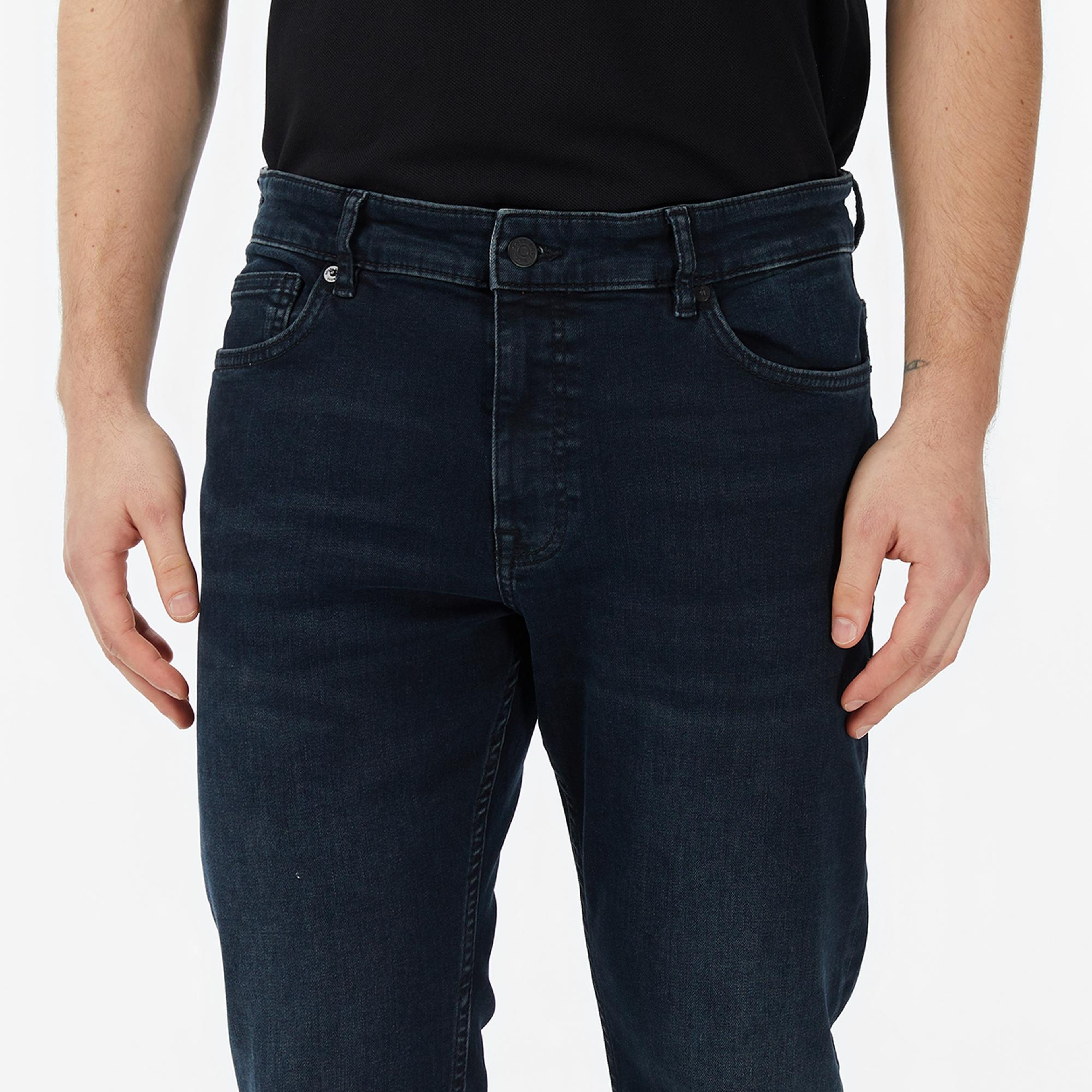 Boss Delaware Erkek Lacivert Jean