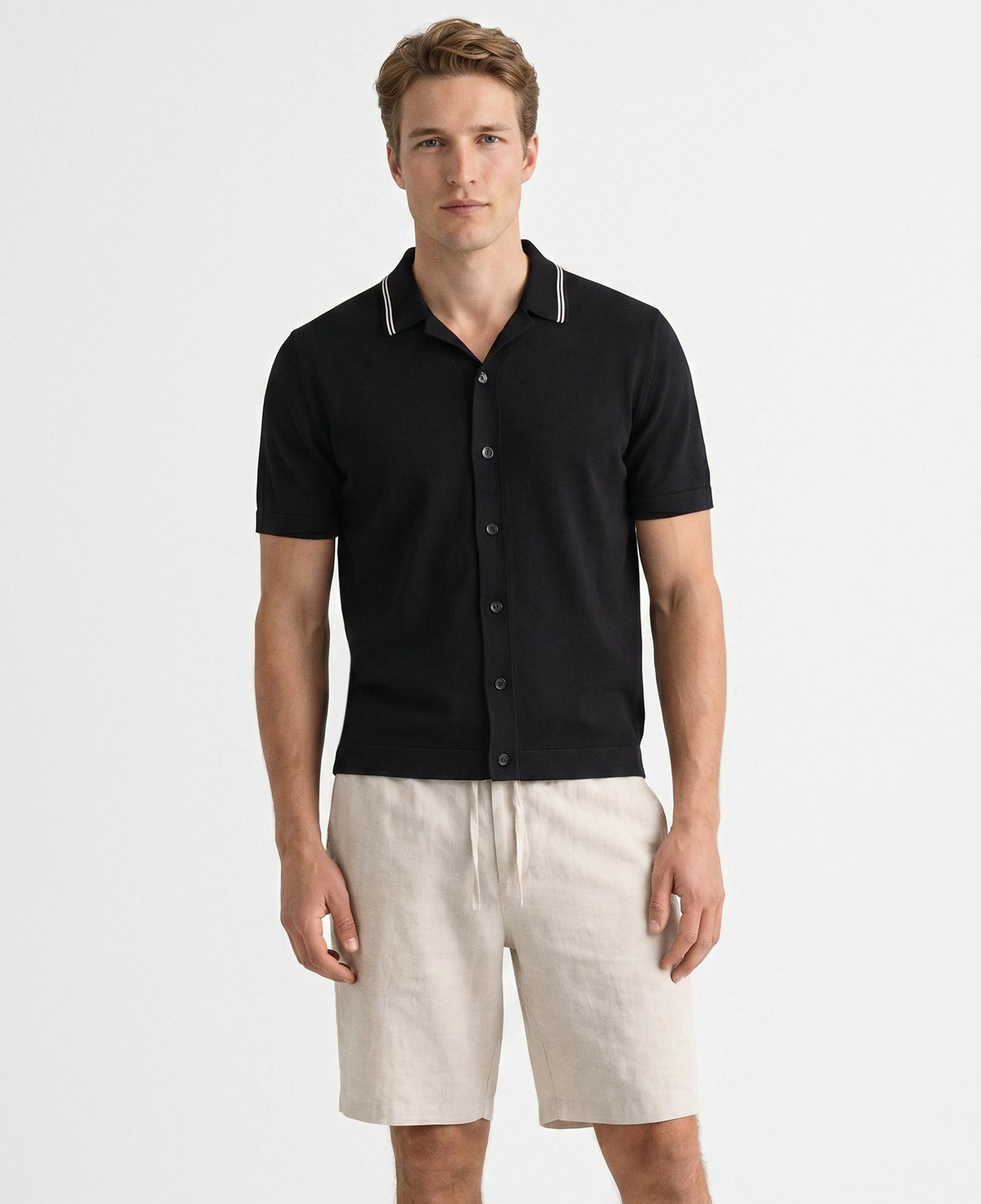 GANT Erkek Siyah Regular Fit Kısa Kollu Resort Yaka Gömlek