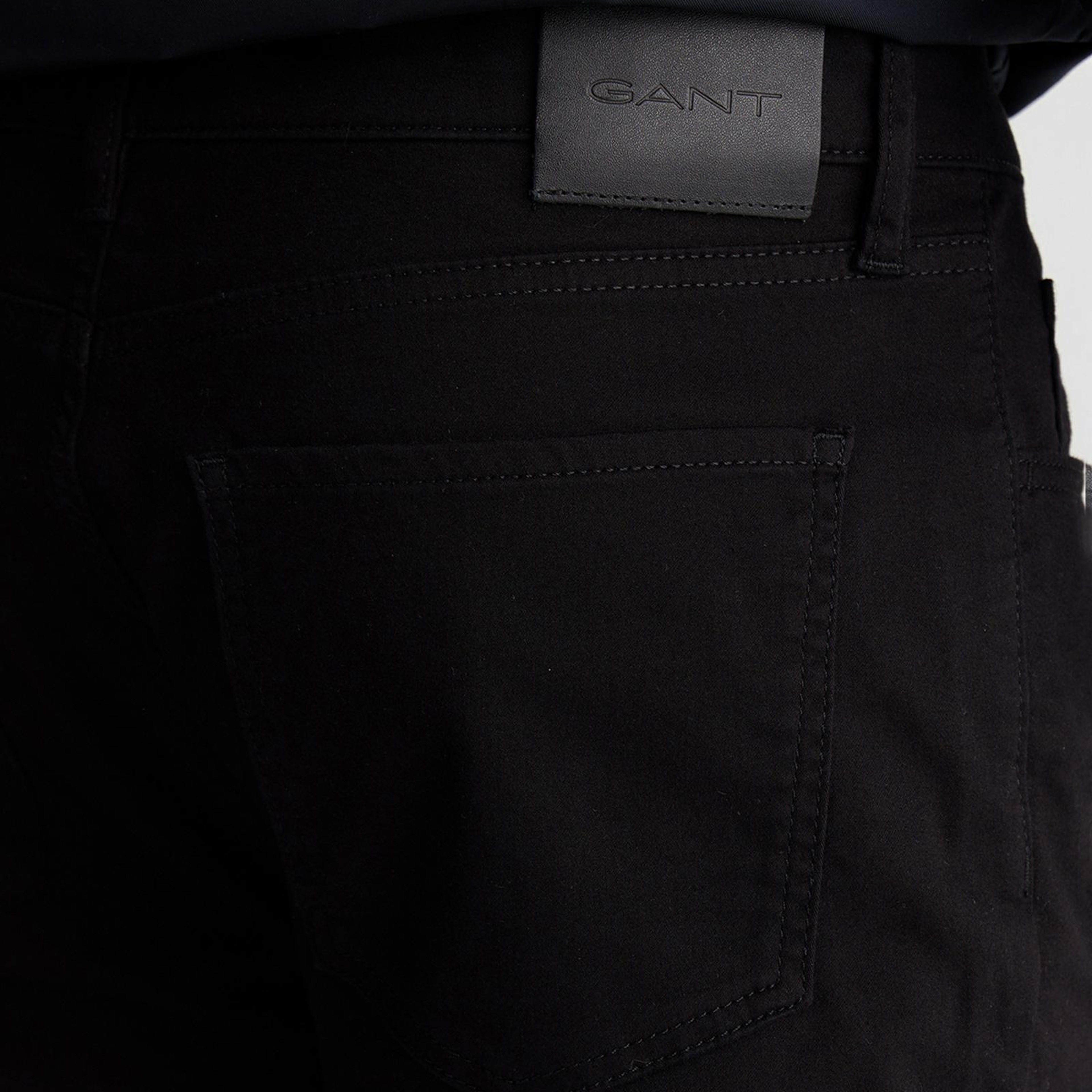 GANT Erkek Siyah Slim Fit Pantolon