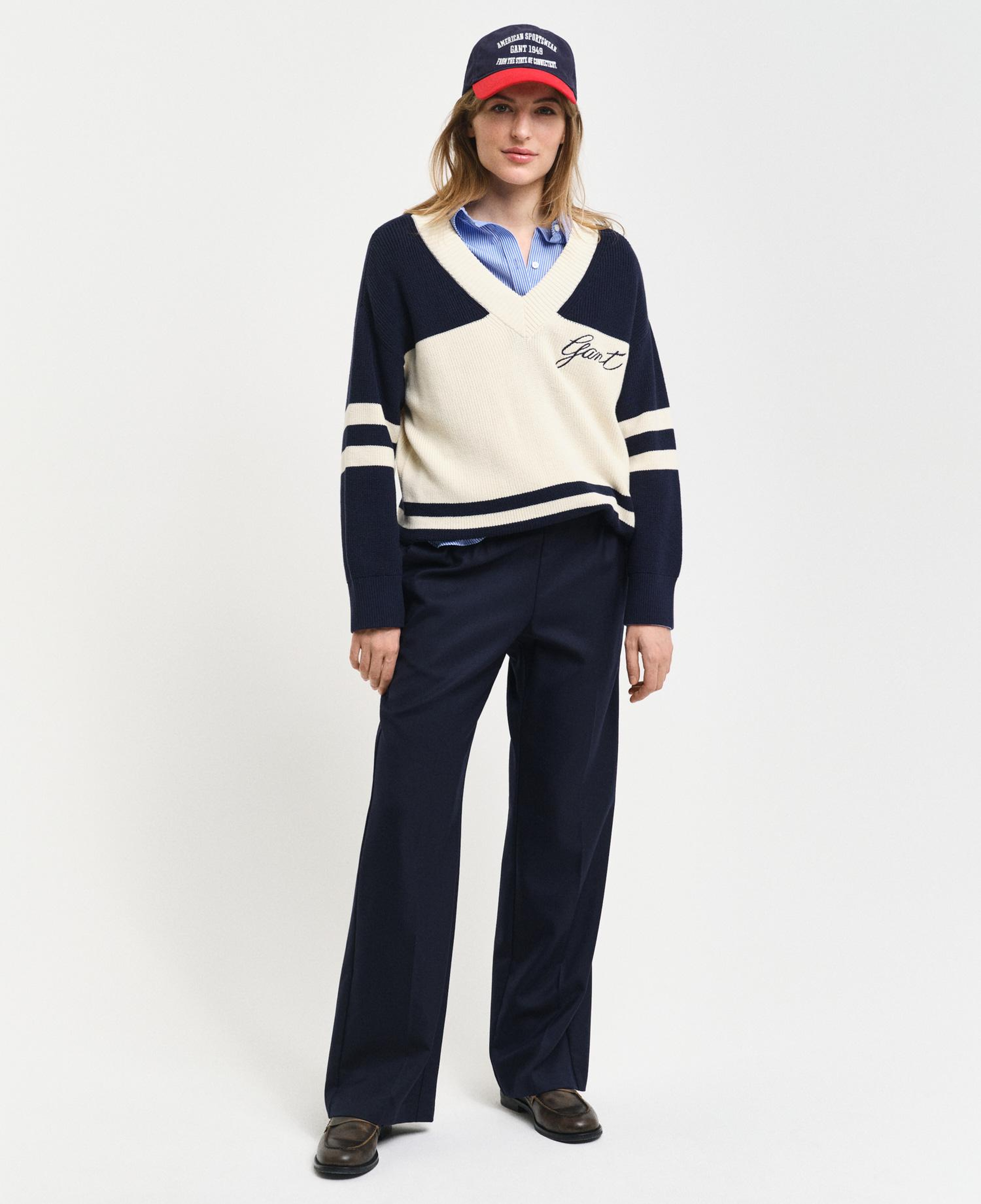 GANT Kadın Lacivert Relaxed Fit Pantolon