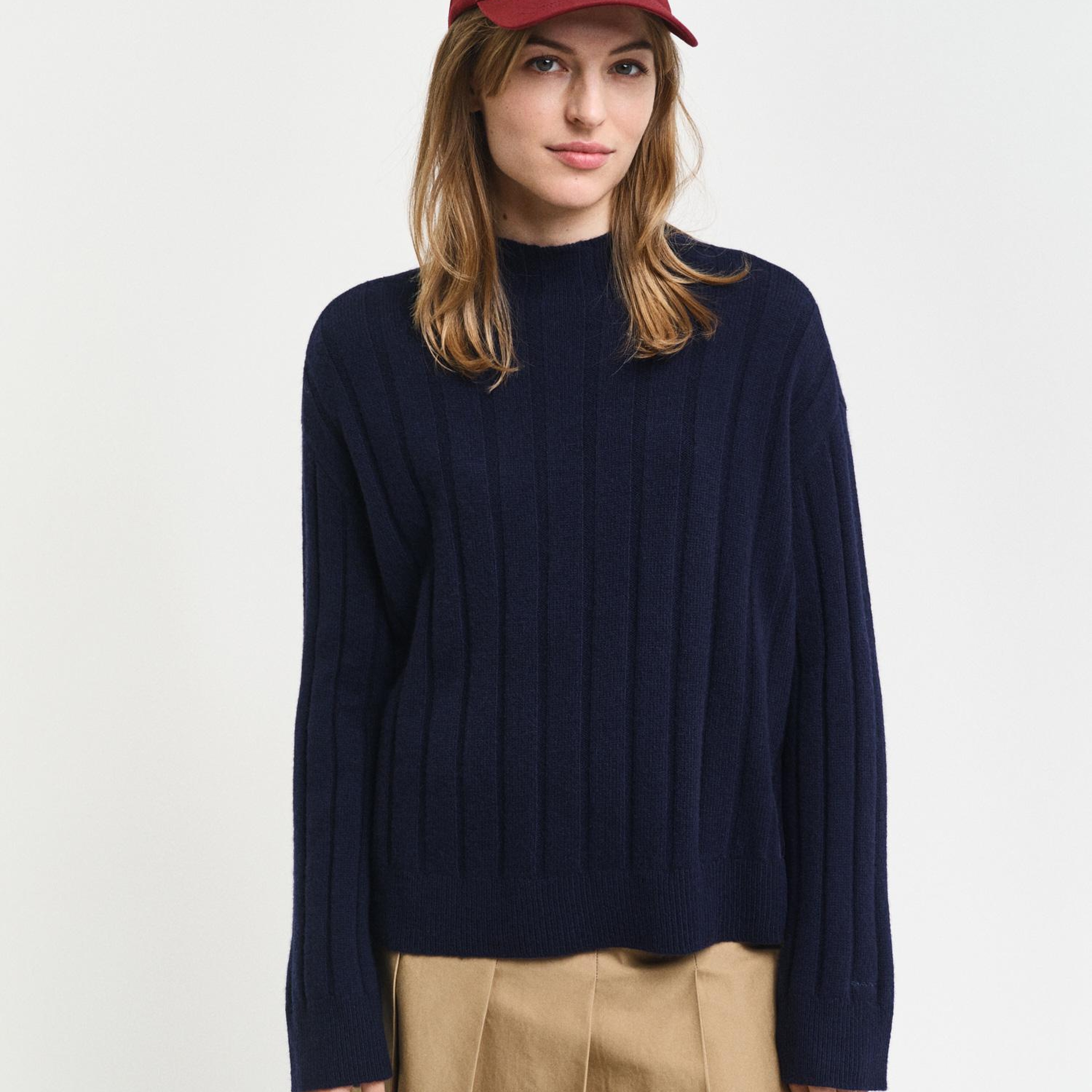 GANT Kadın Lacivert Relaxed Fit Dik Yaka Kazak