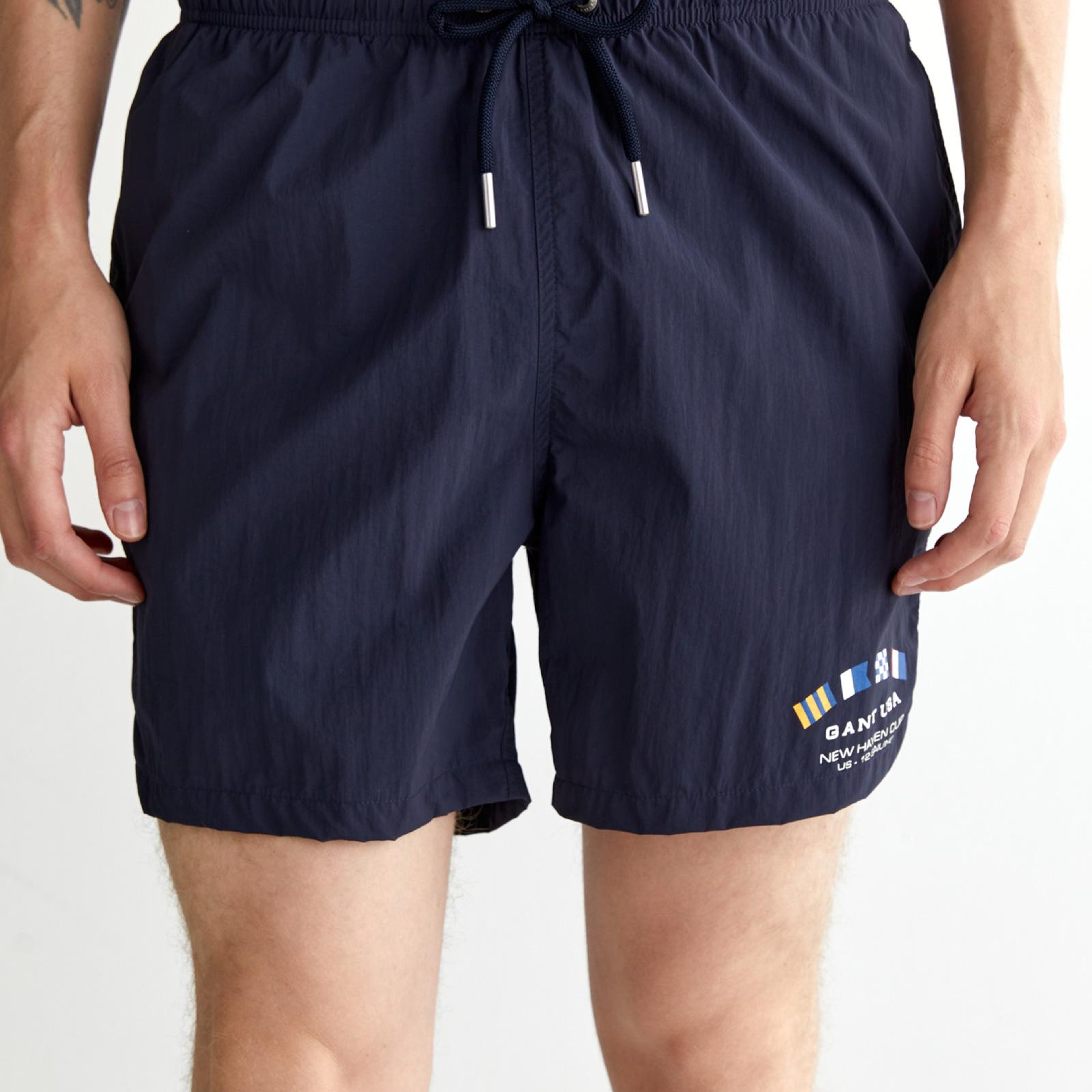 GANT Erkek Lacivert Regular Fit Logolu Deniz Şortu