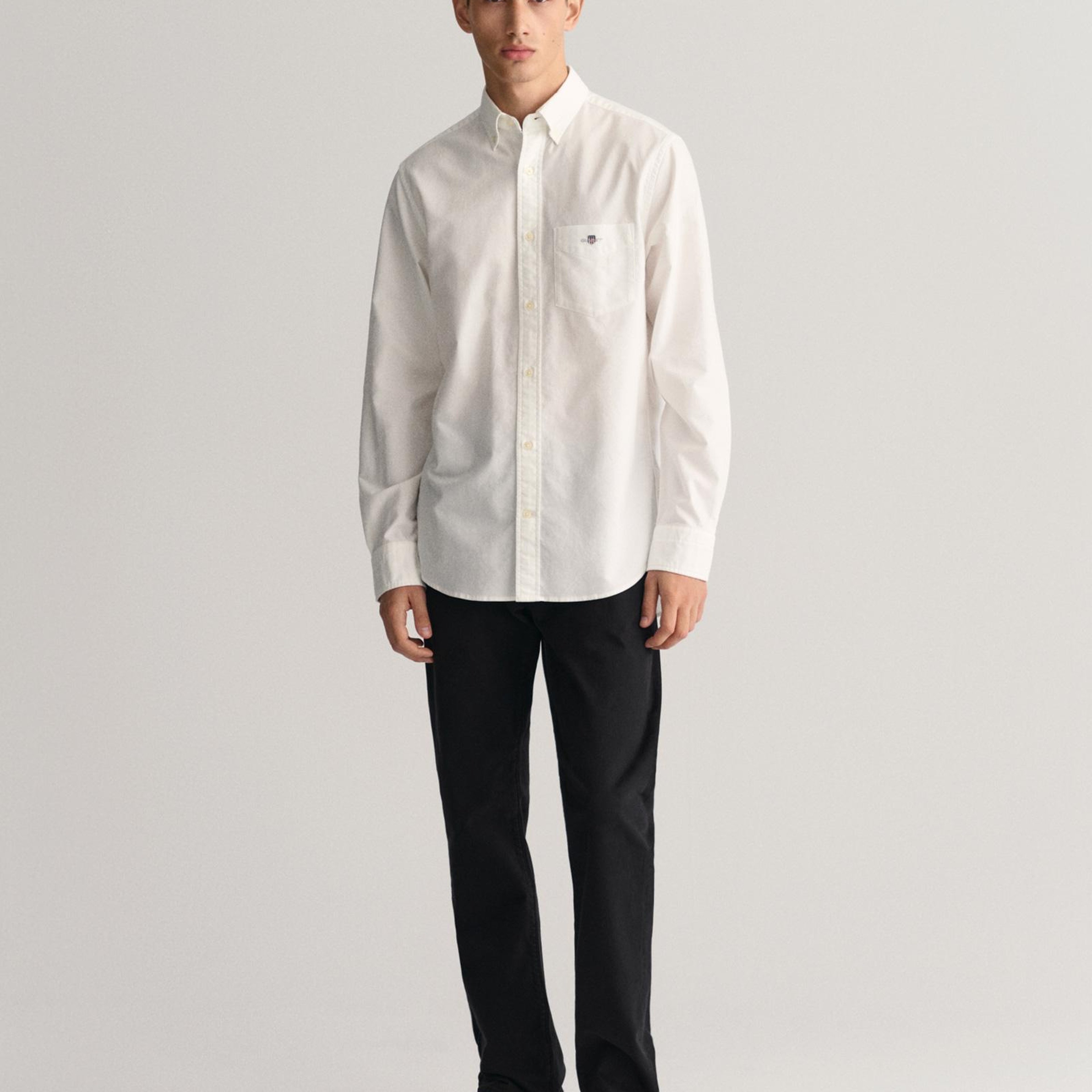 GANT Erkek Beyaz Regular Fit Logolu Gömlek