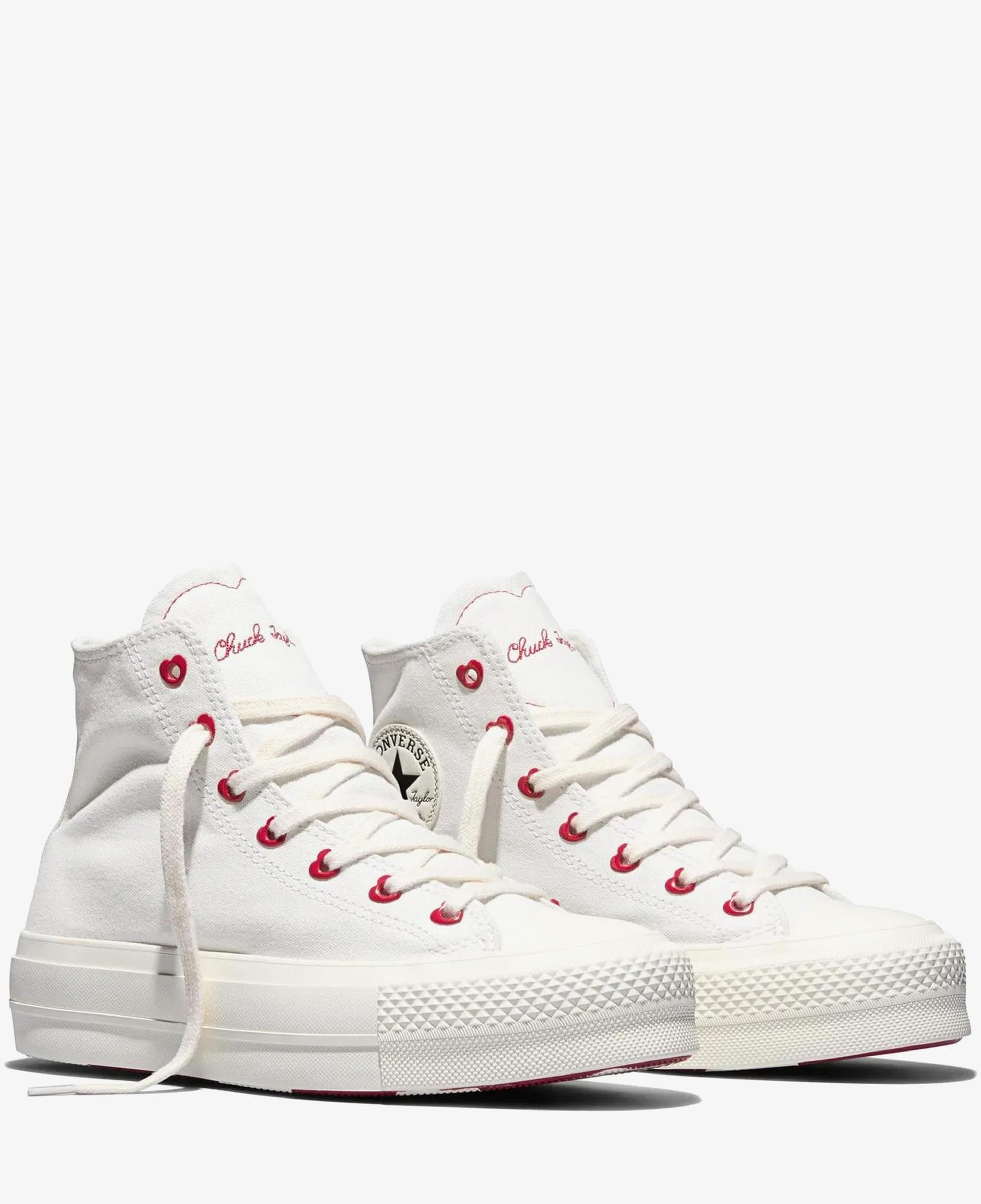 Converse Valentine's Day Chuck Taylor All Star Lift Kadın Krem Sneaker