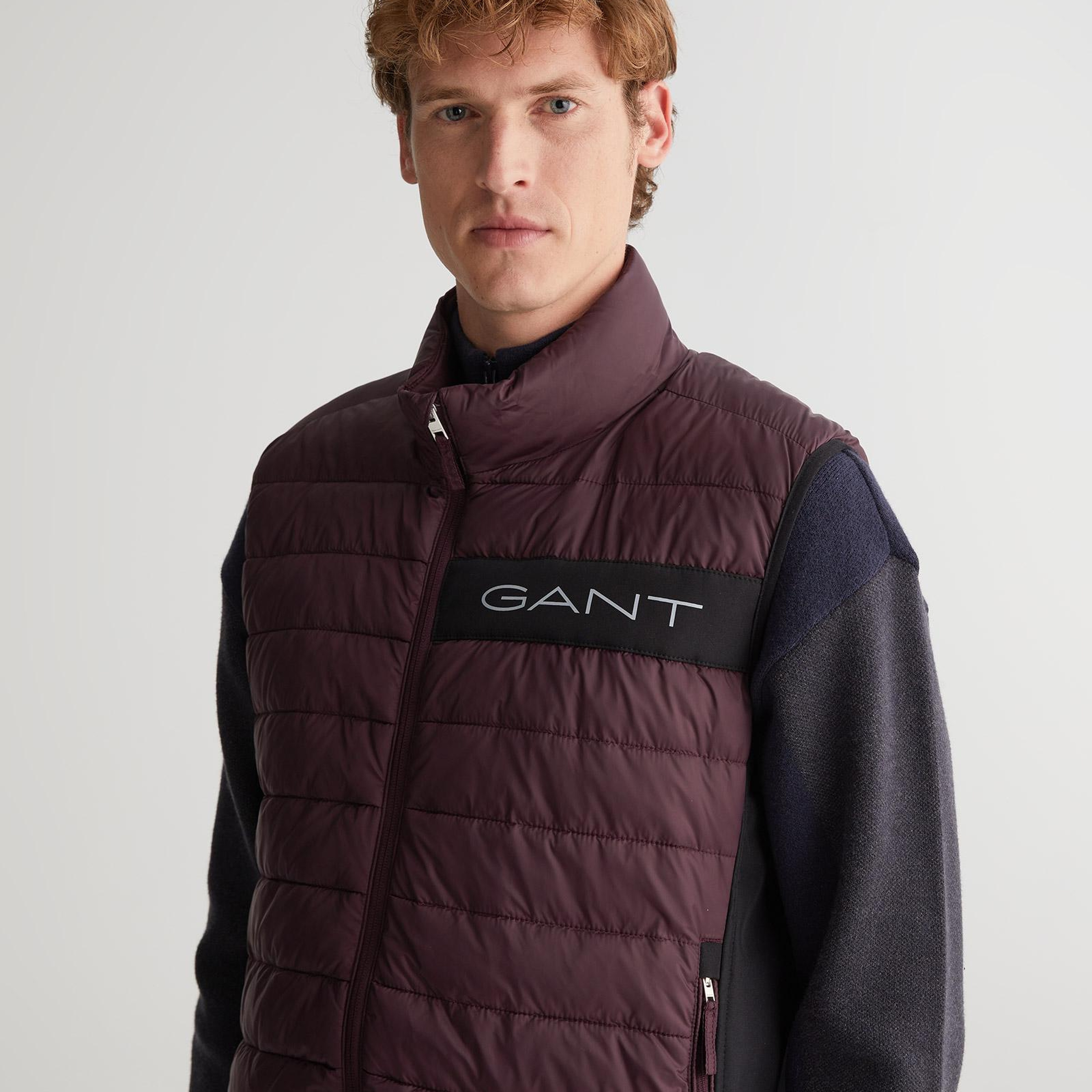 GANT Erkek Bordo Logolu Kapitone Yelek