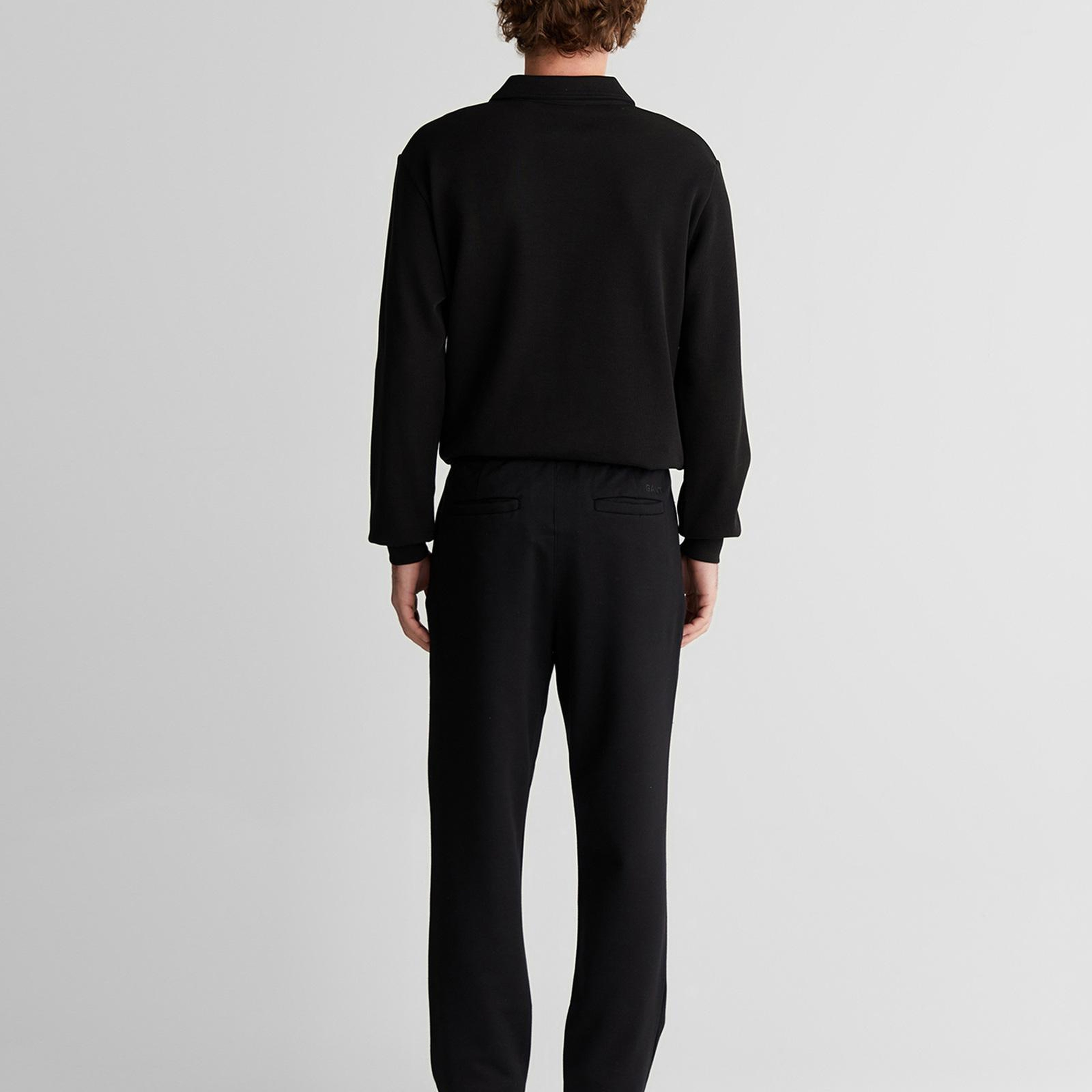 GANT Erkek Siyah Regular Fit Jogger Pantolon