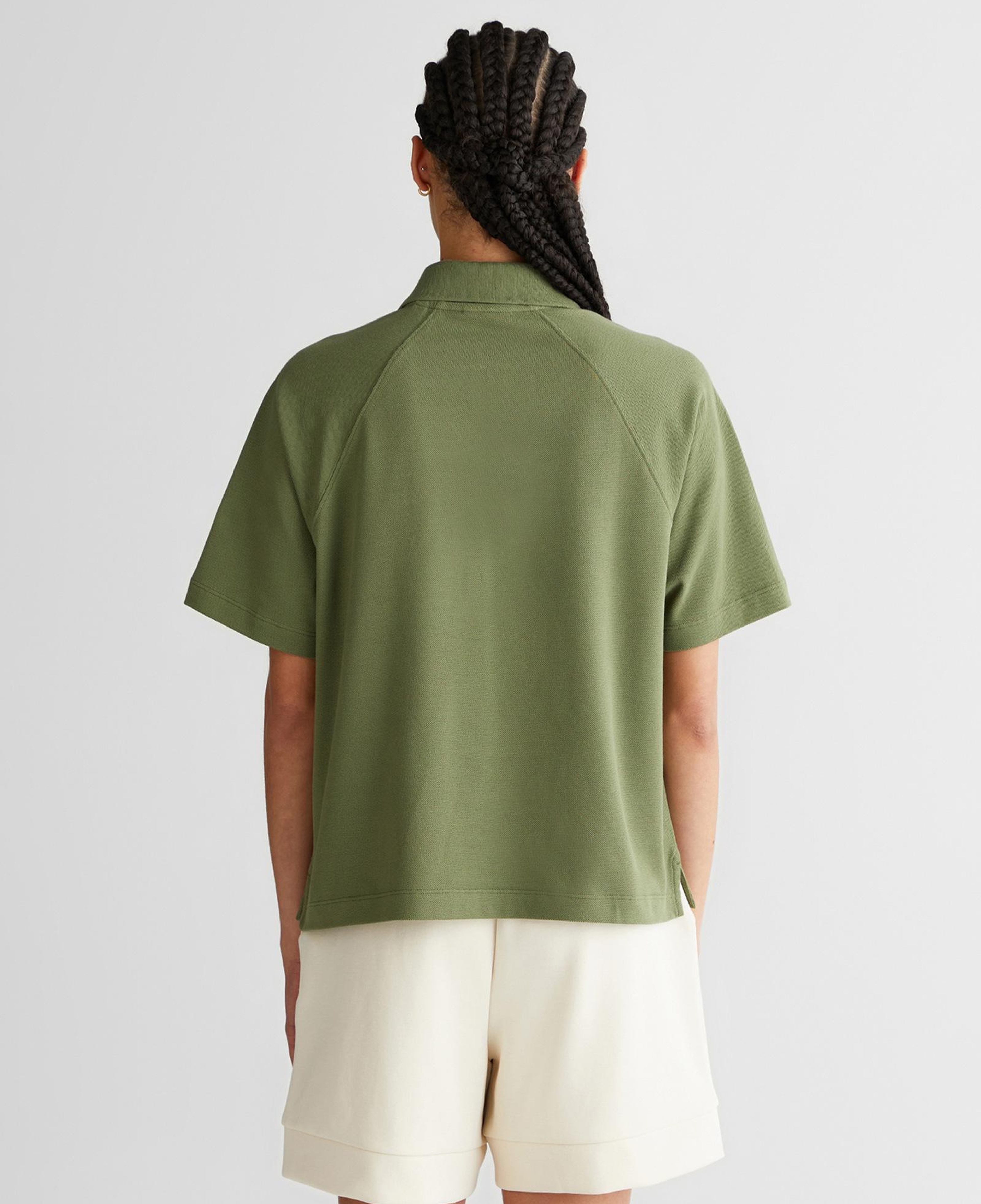 GANT Kadın Yeşil Regular Fit Yarım Fermuarlı Polo Yaka T-Shirt