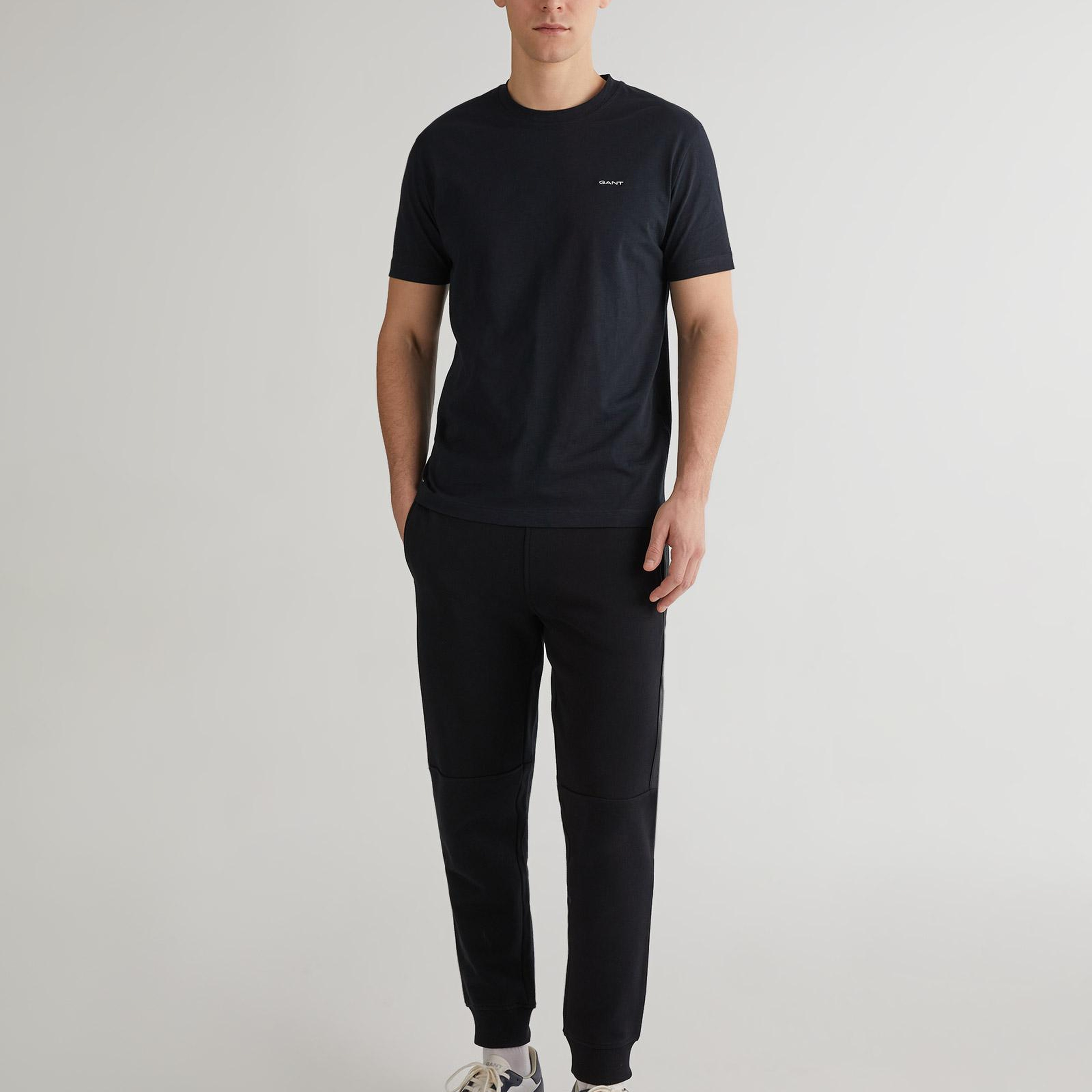 GANT Erkek Siyah Regular Fit Logolu Eşofman Altı