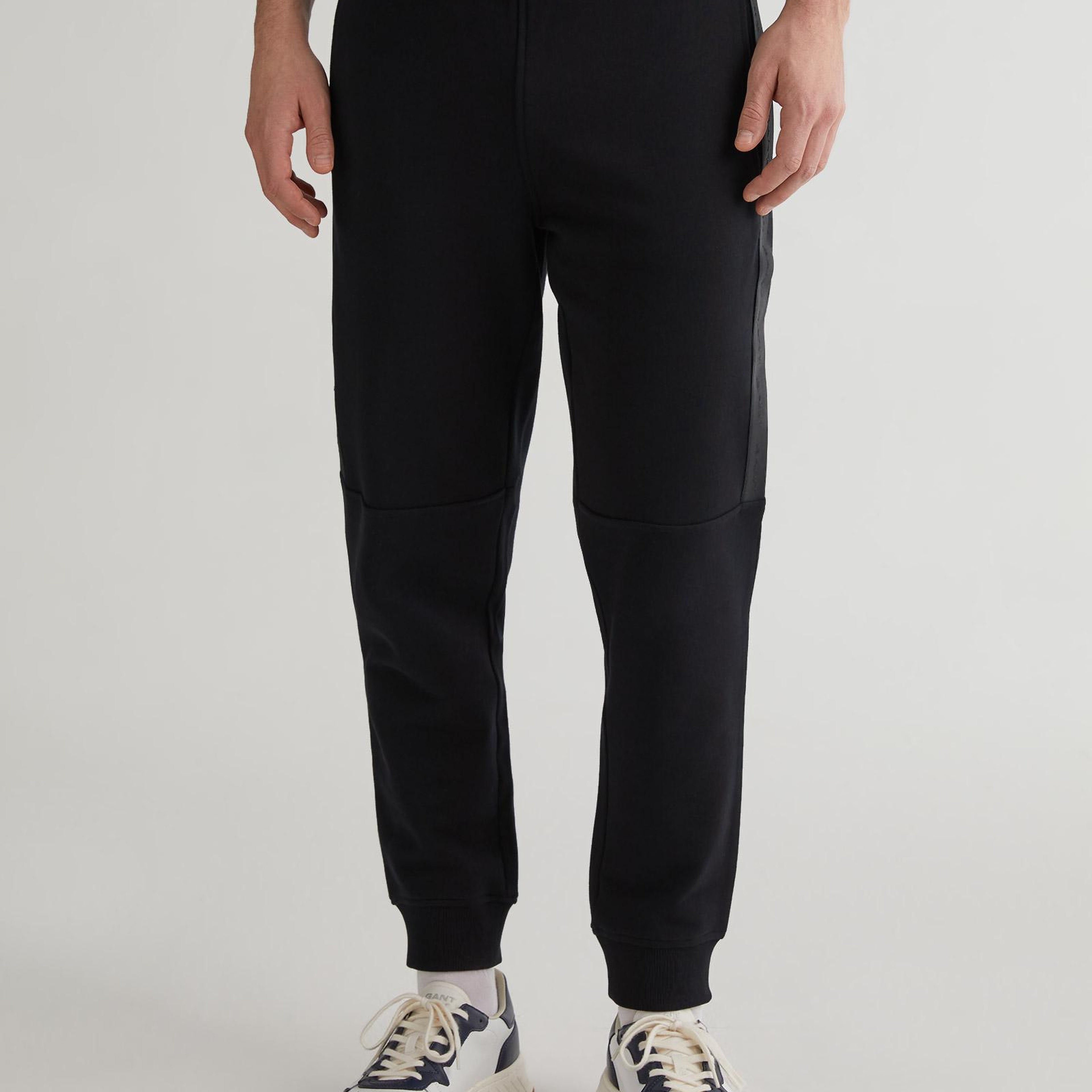 GANT Erkek Siyah Regular Fit Logolu Eşofman Altı