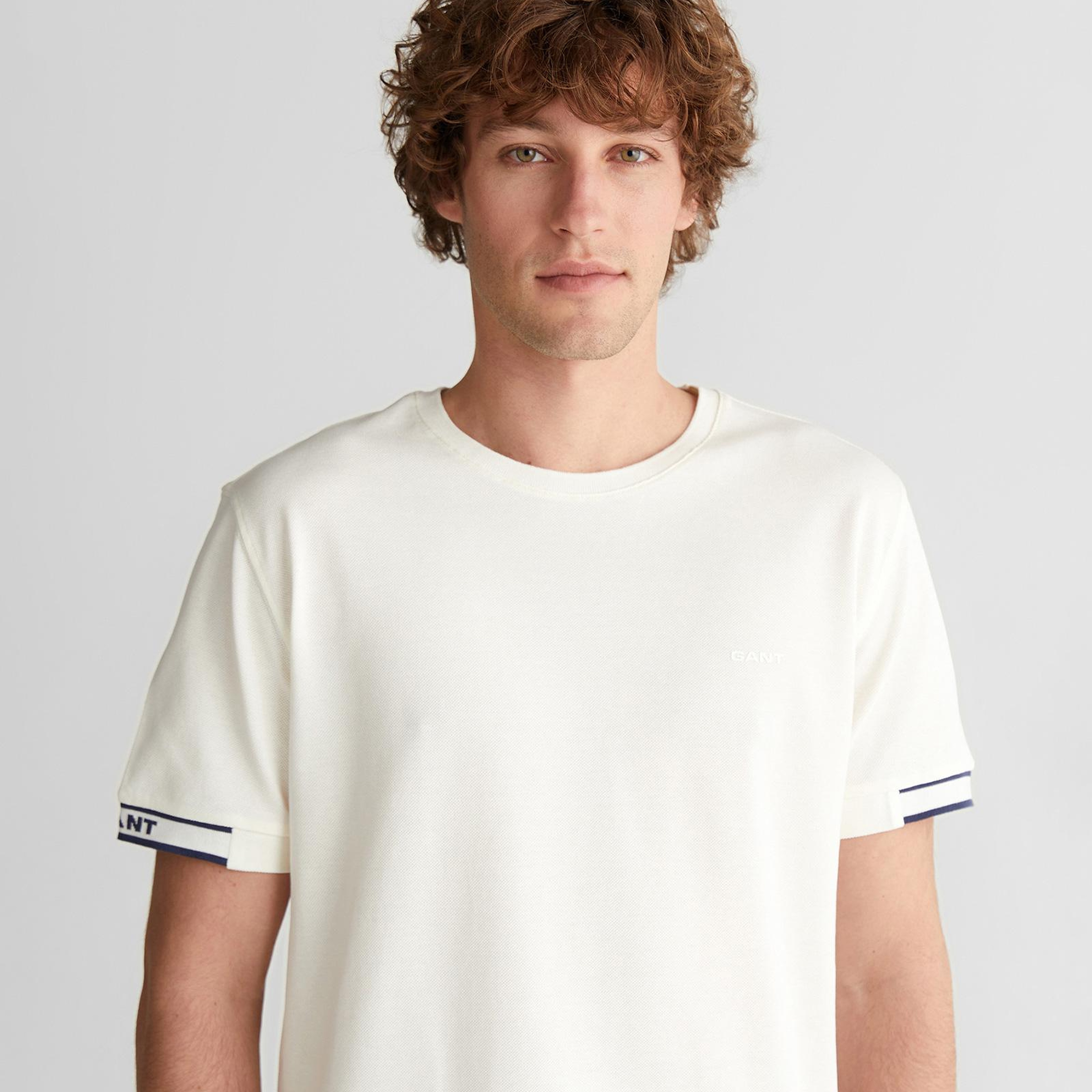 GANT Erkek Beyaz Baskılı Kısa Kollu T-Shirt