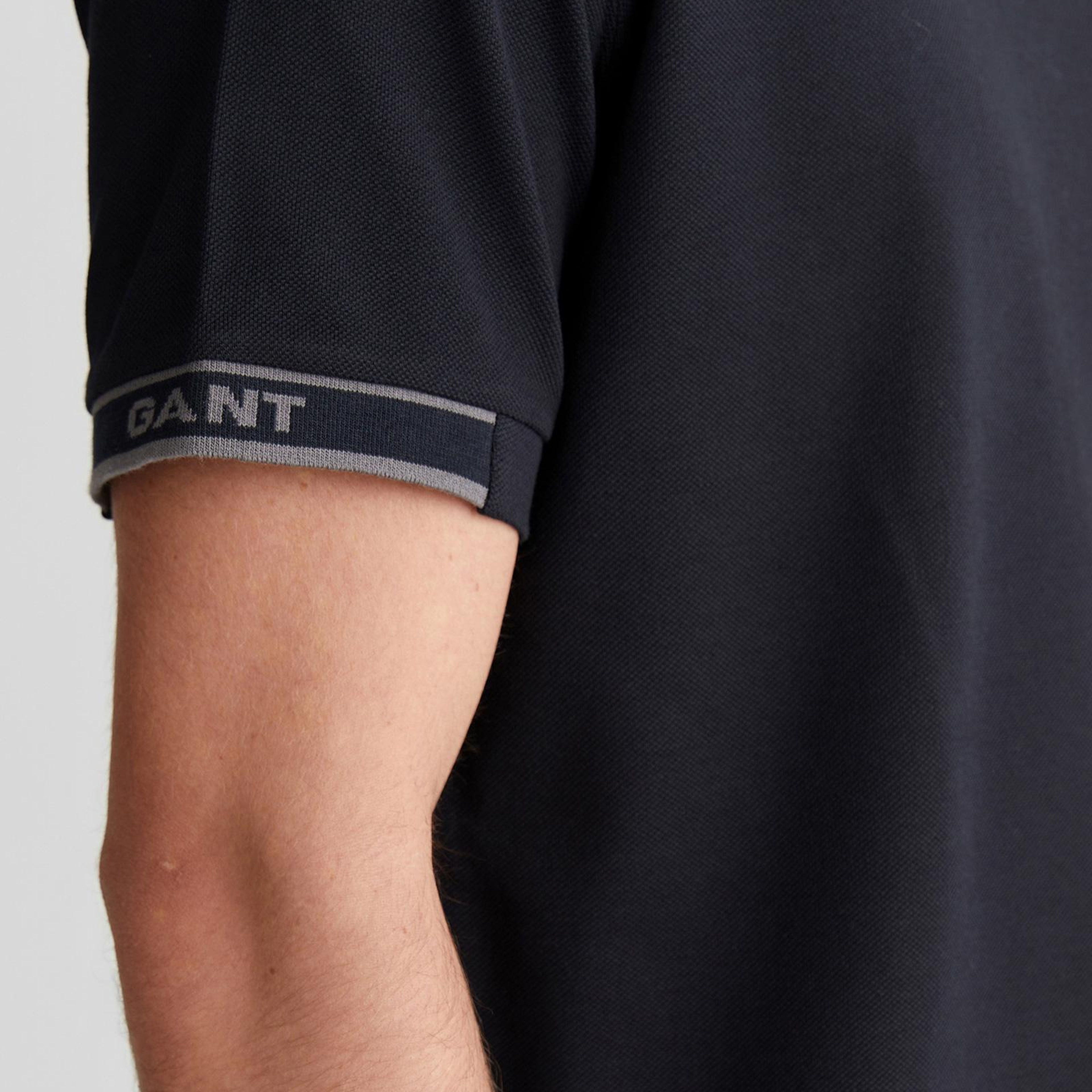 GANT Erkek Siyah Baskılı Regular Fit T-Shirt