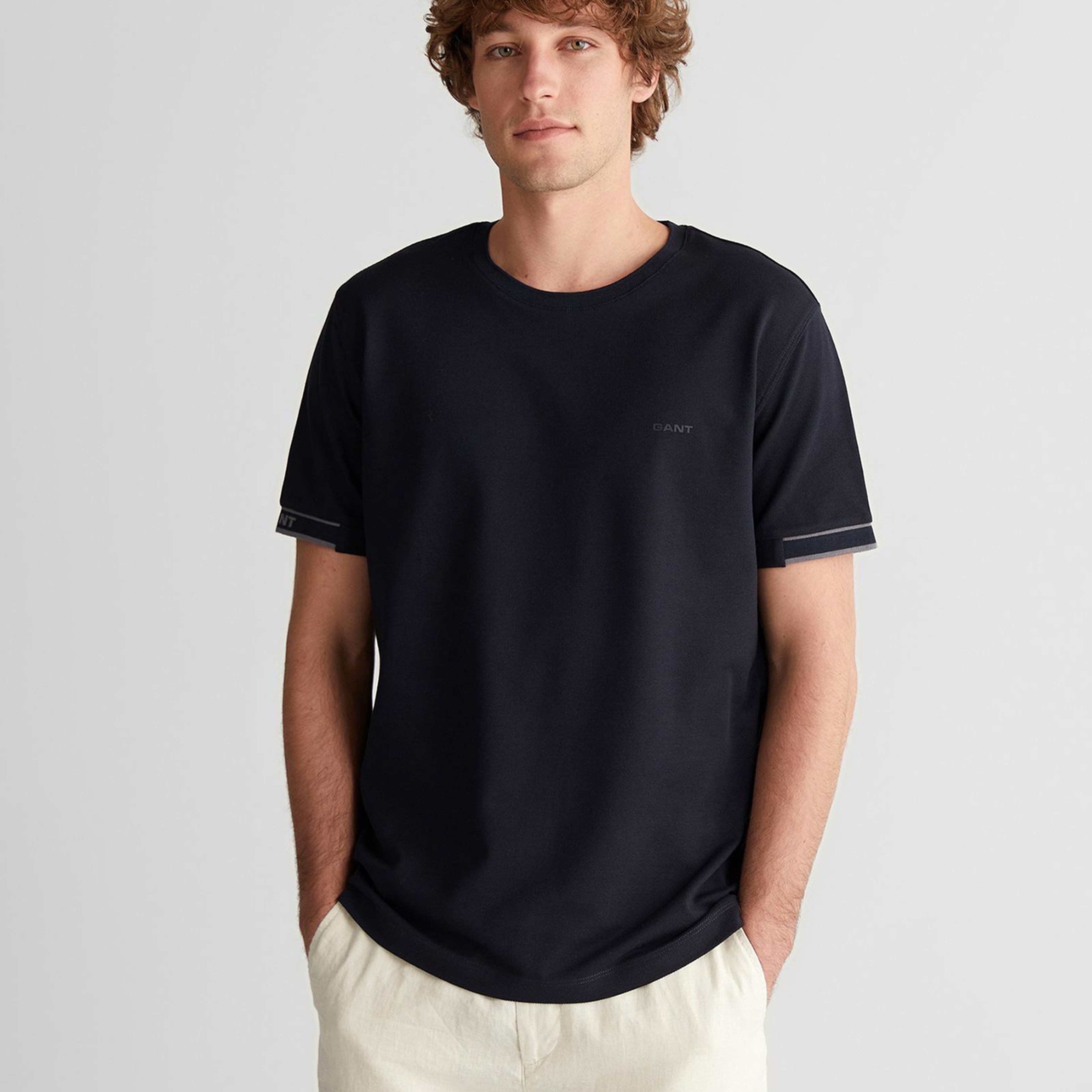 GANT Erkek Siyah Baskılı Regular Fit T-Shirt