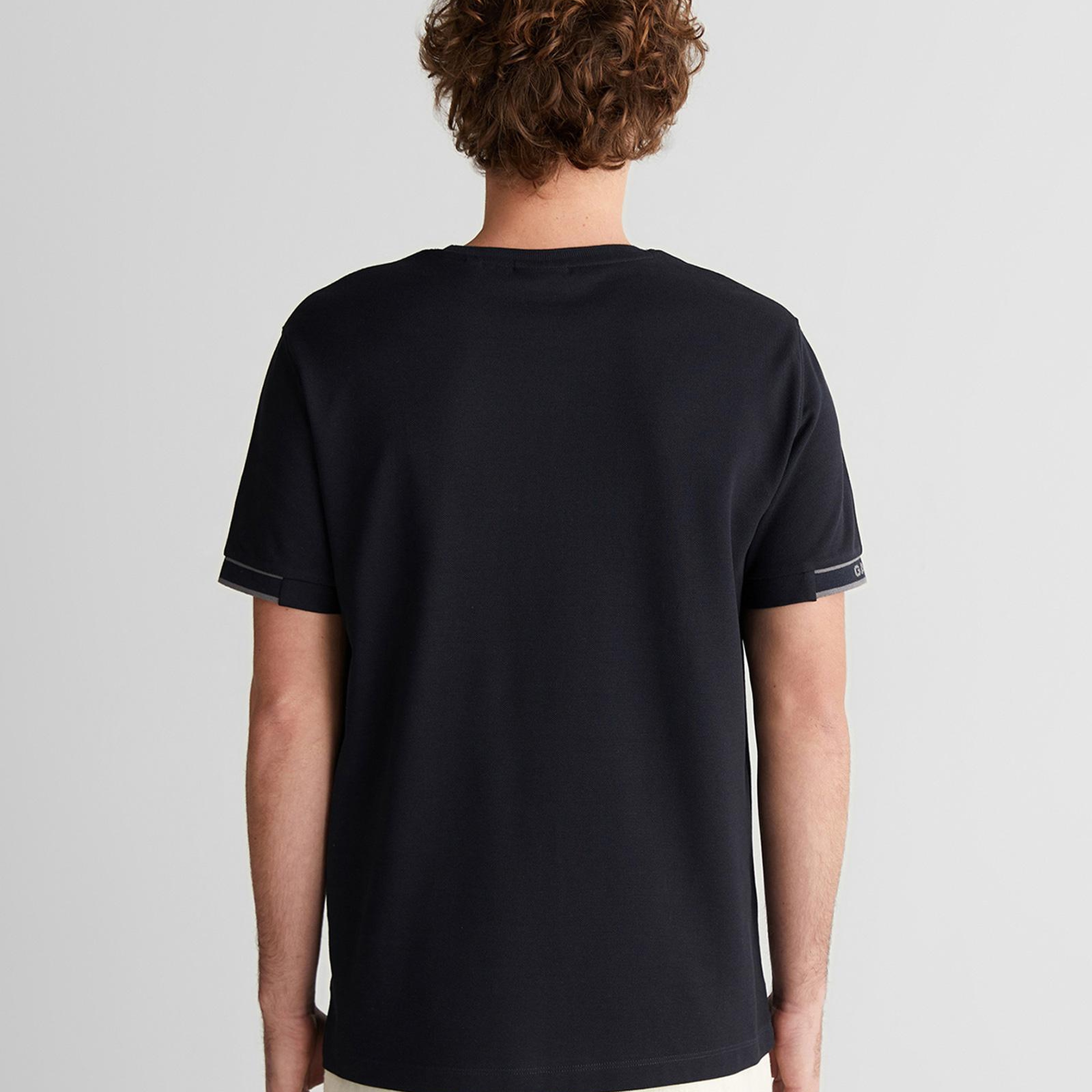 GANT Erkek Siyah Baskılı Regular Fit T-Shirt