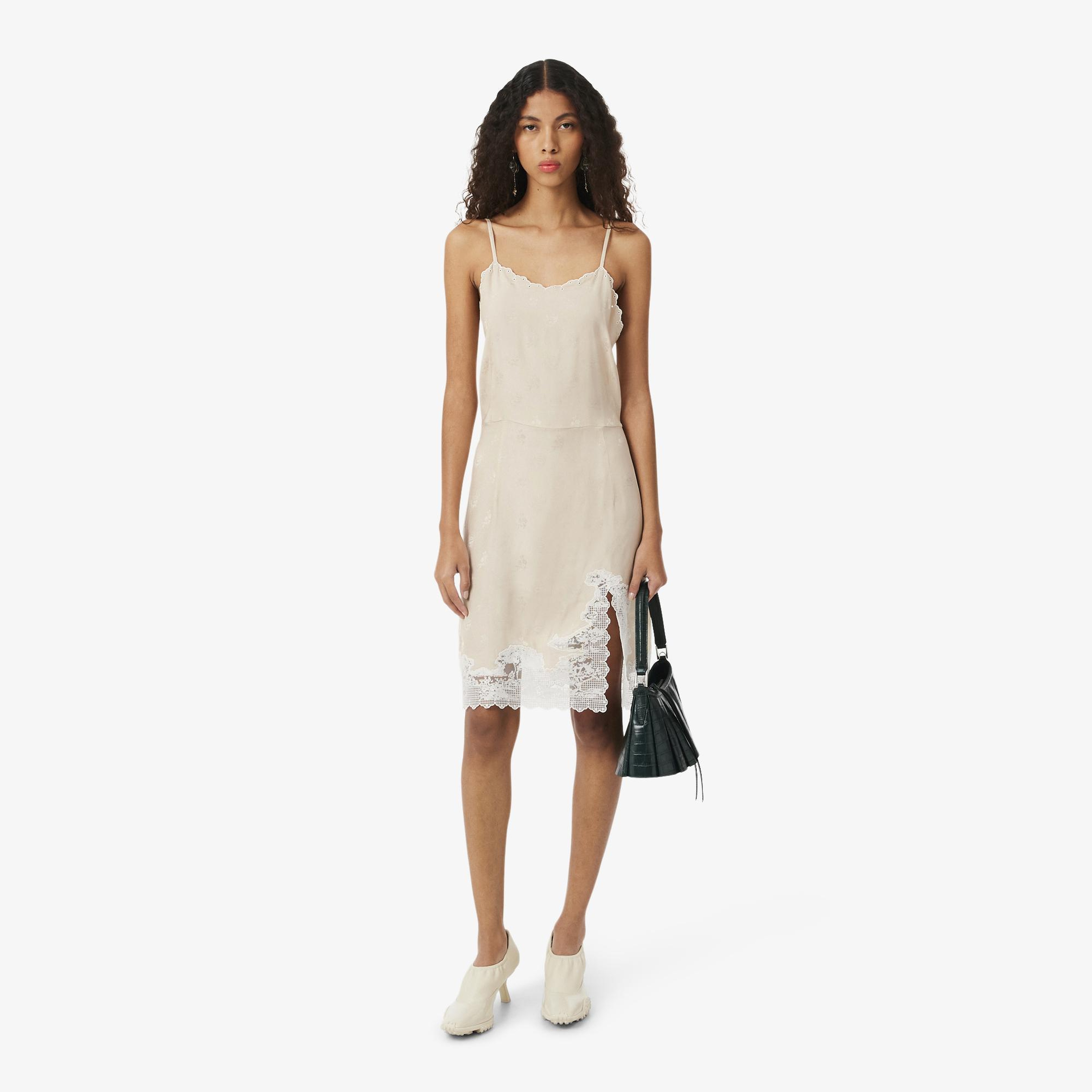 SS26 RUNWAY Kadın Regular Fit Kolsuz Desenli Bej Elbise