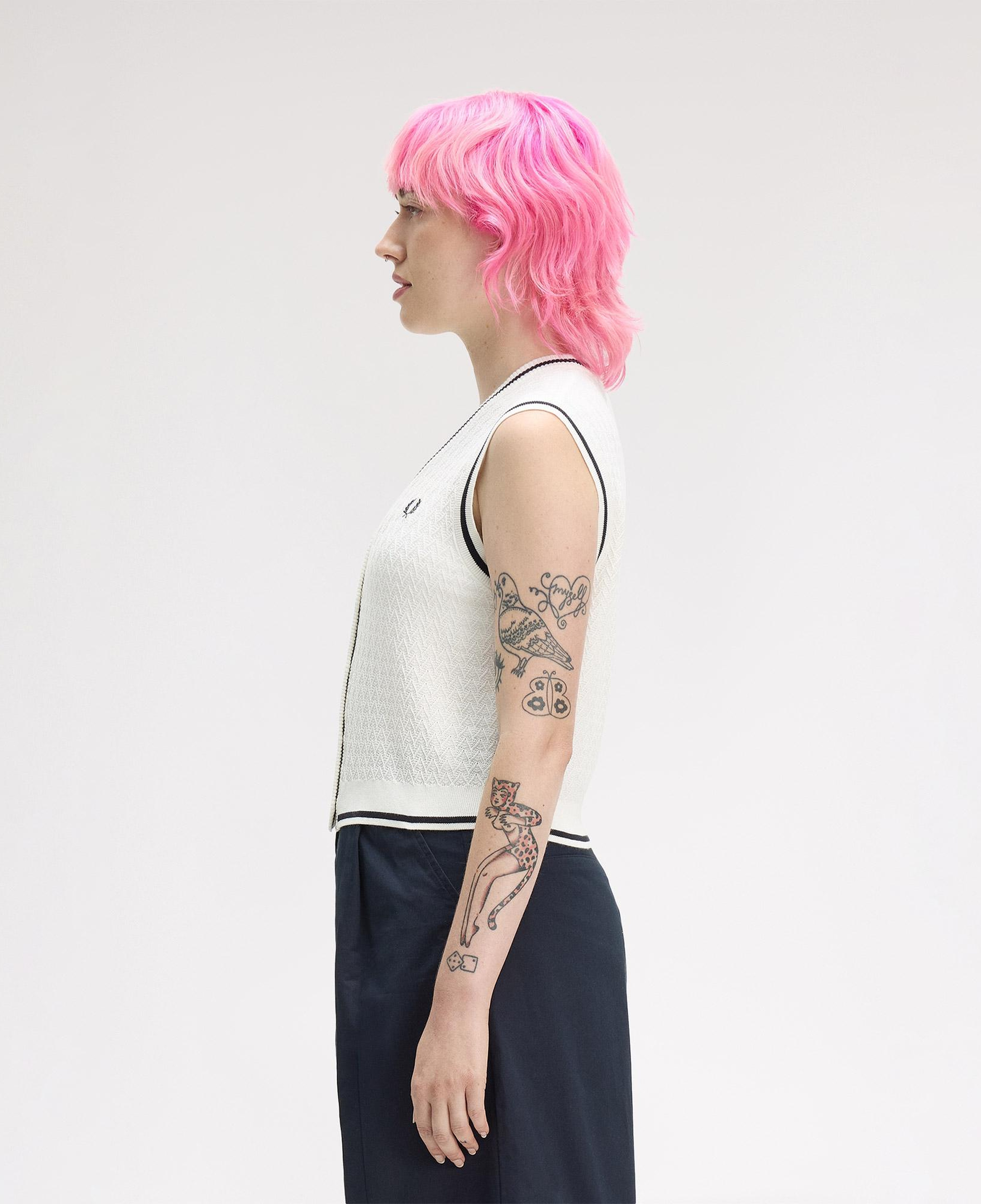 Fred Perry Kadın Beyaz Yelek