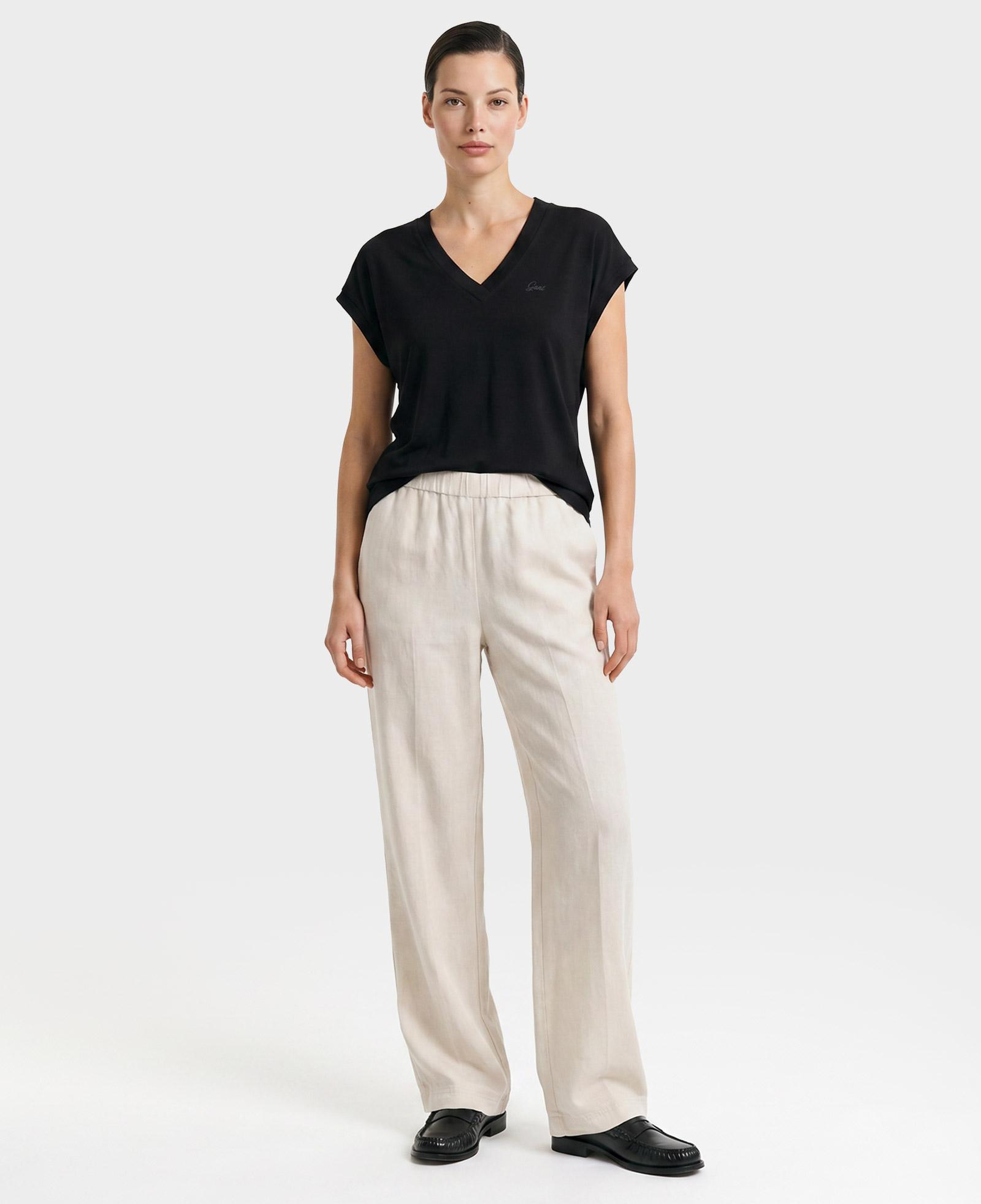 GANT Kadın Siyah V Yaka Regular Fit T-Shirt