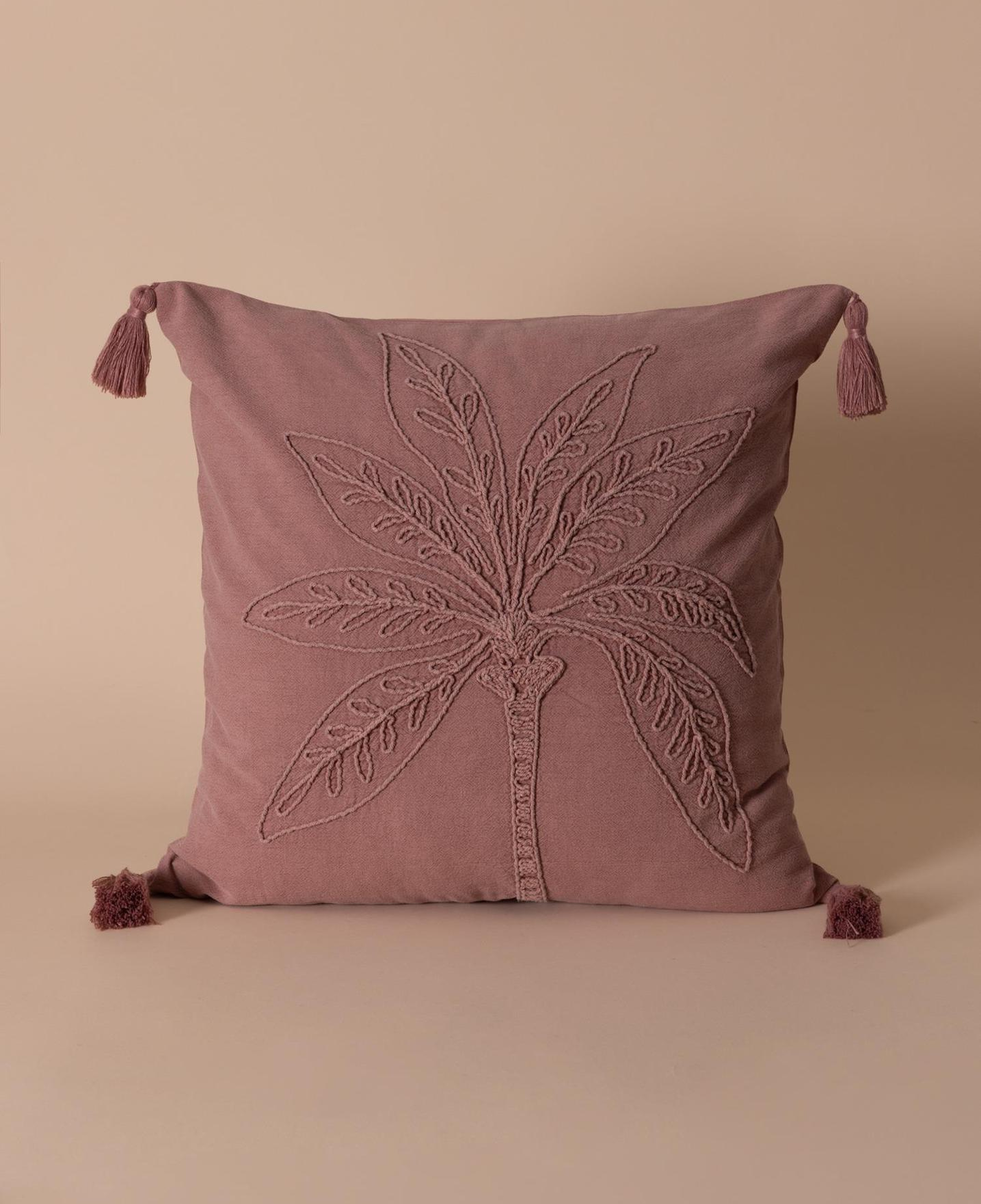 Püsküllü Kırlent Gül Kurusu 45x45cm