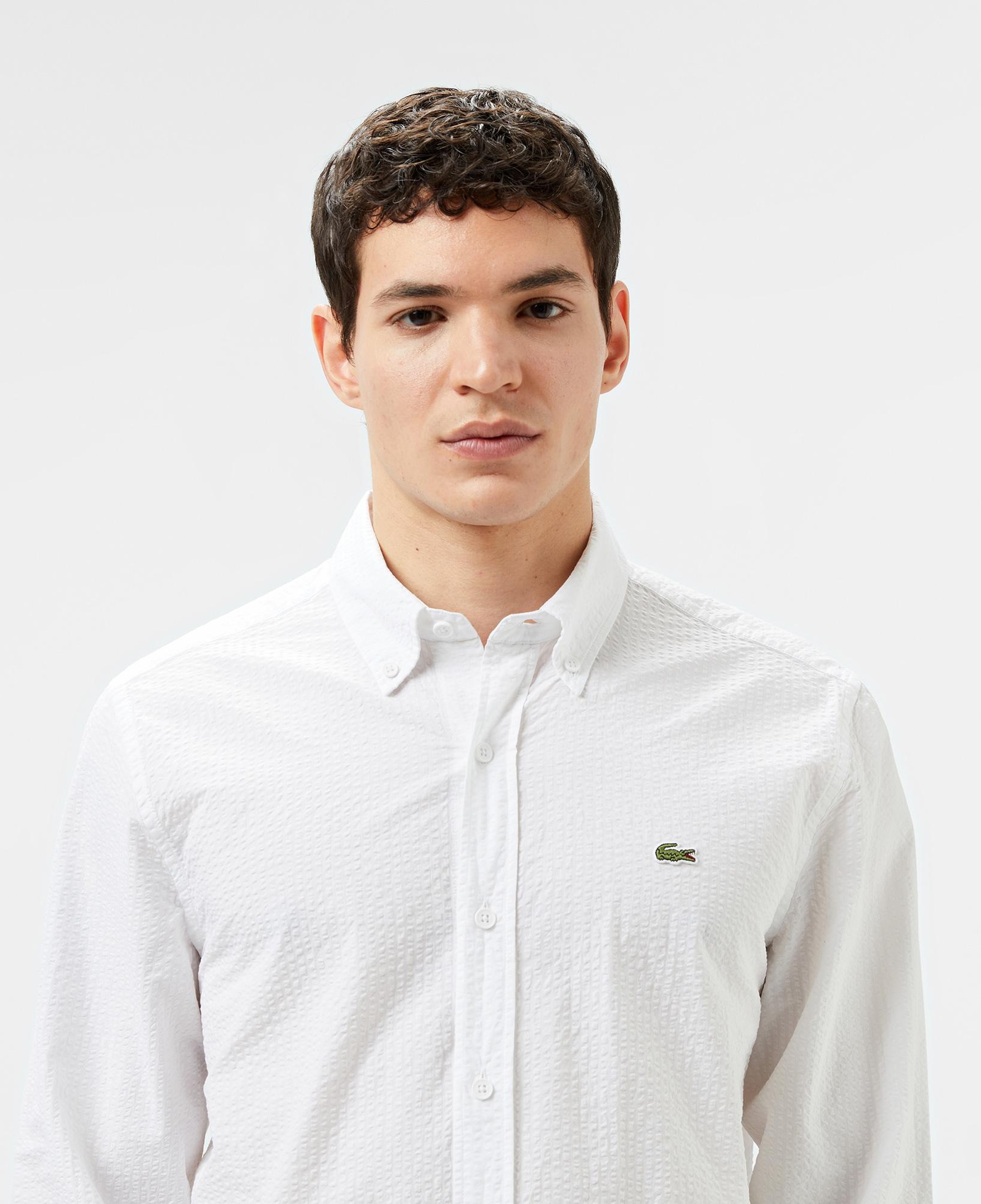 Erkek Slim Fit Düğmeli Yaka Beyaz Gömlek
