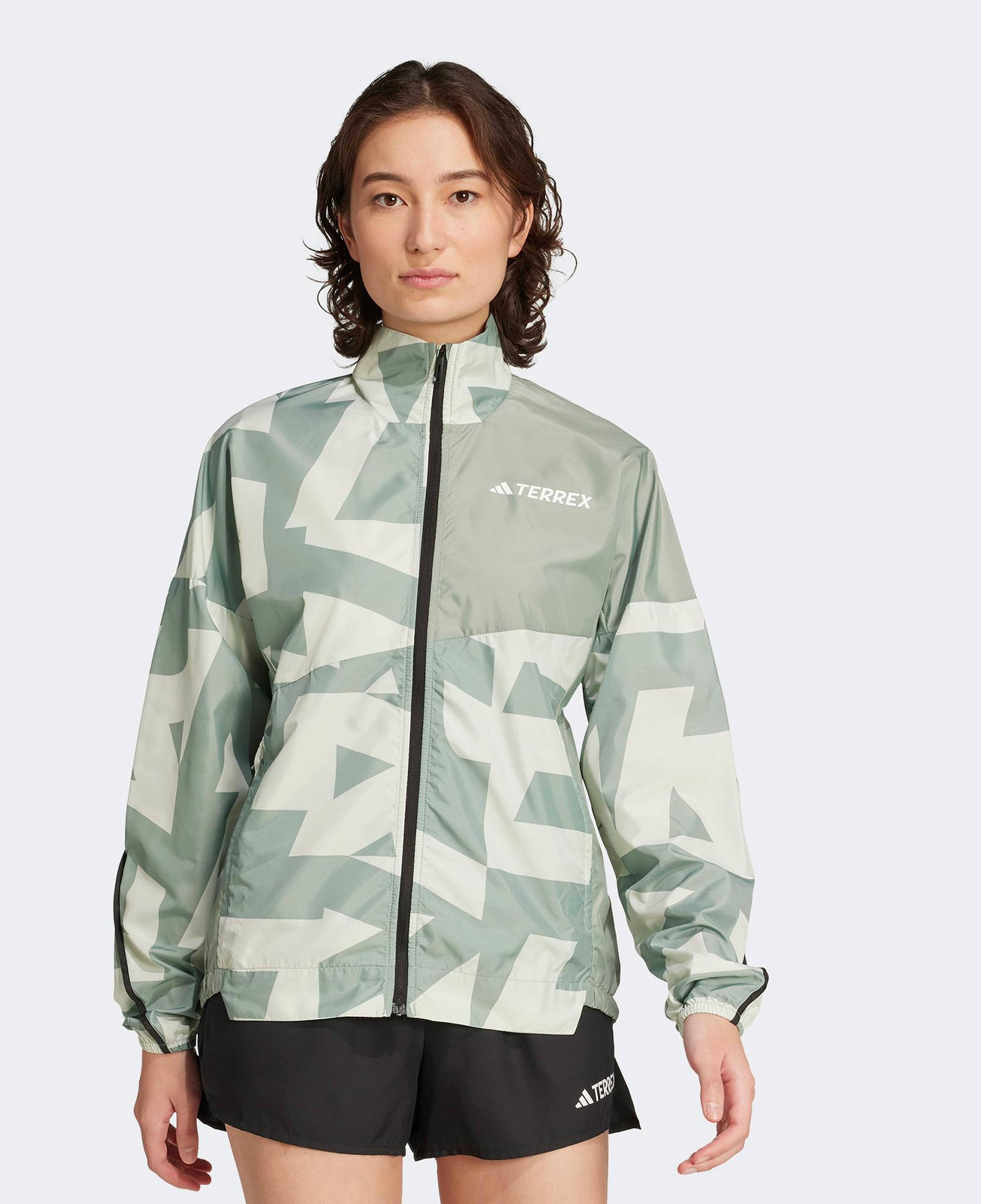 adidas Terrex Multi Printed Wind Kadın Yeşil Ceket
