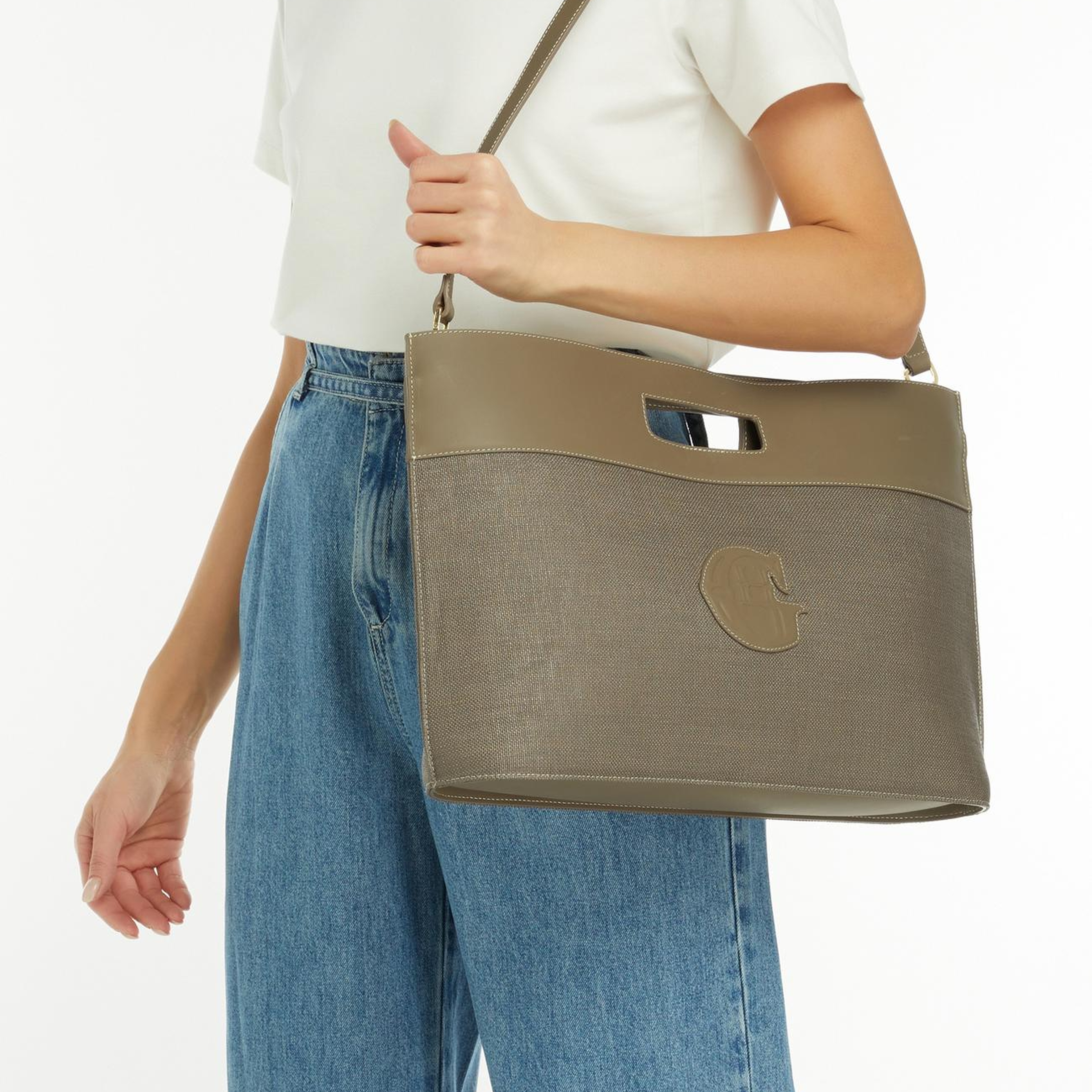 George Hogg Kadın Vizon Logo Detaylı Kanvas Çanta
