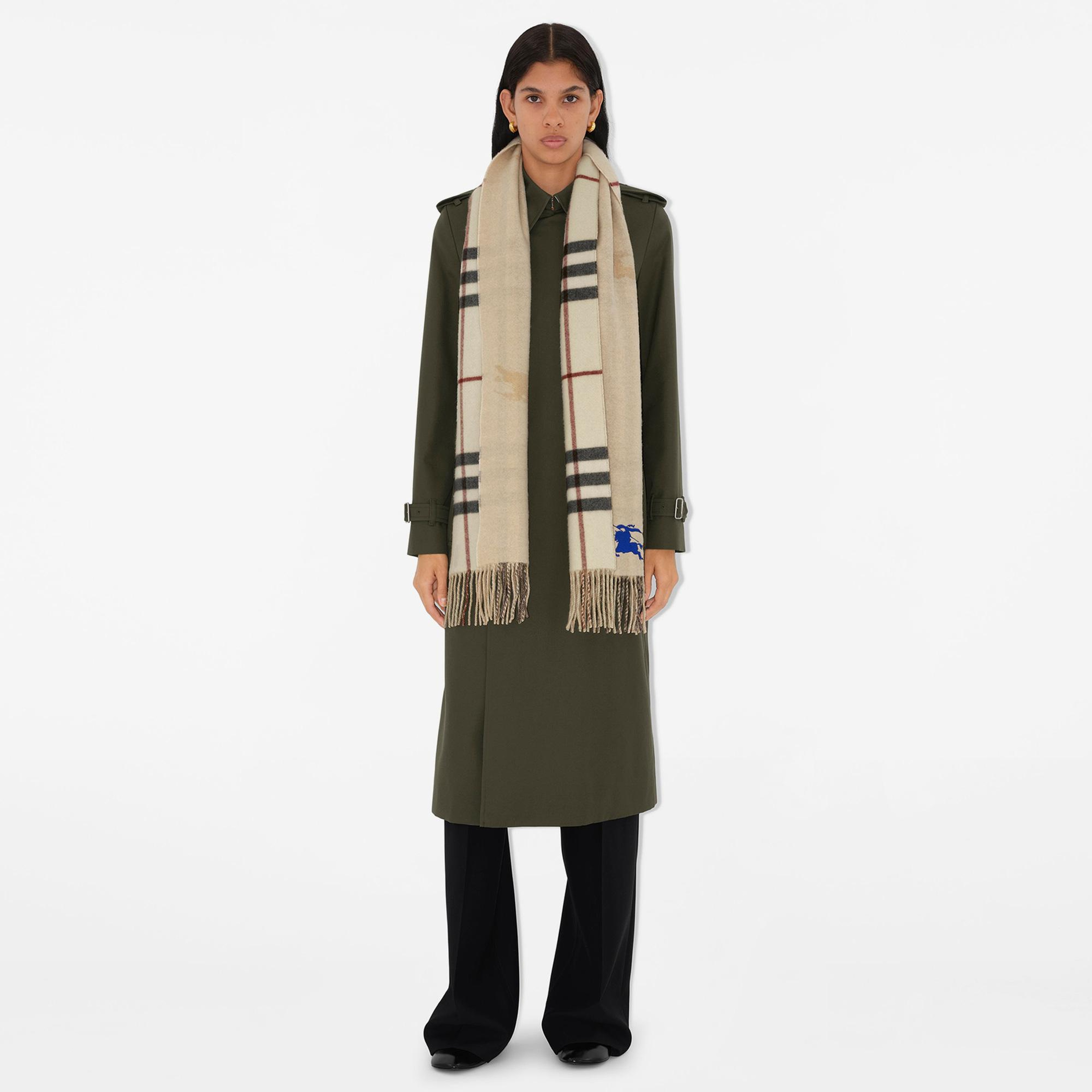 Burberry Reversible EKD Check Cashmere Kadın Krem Atkı