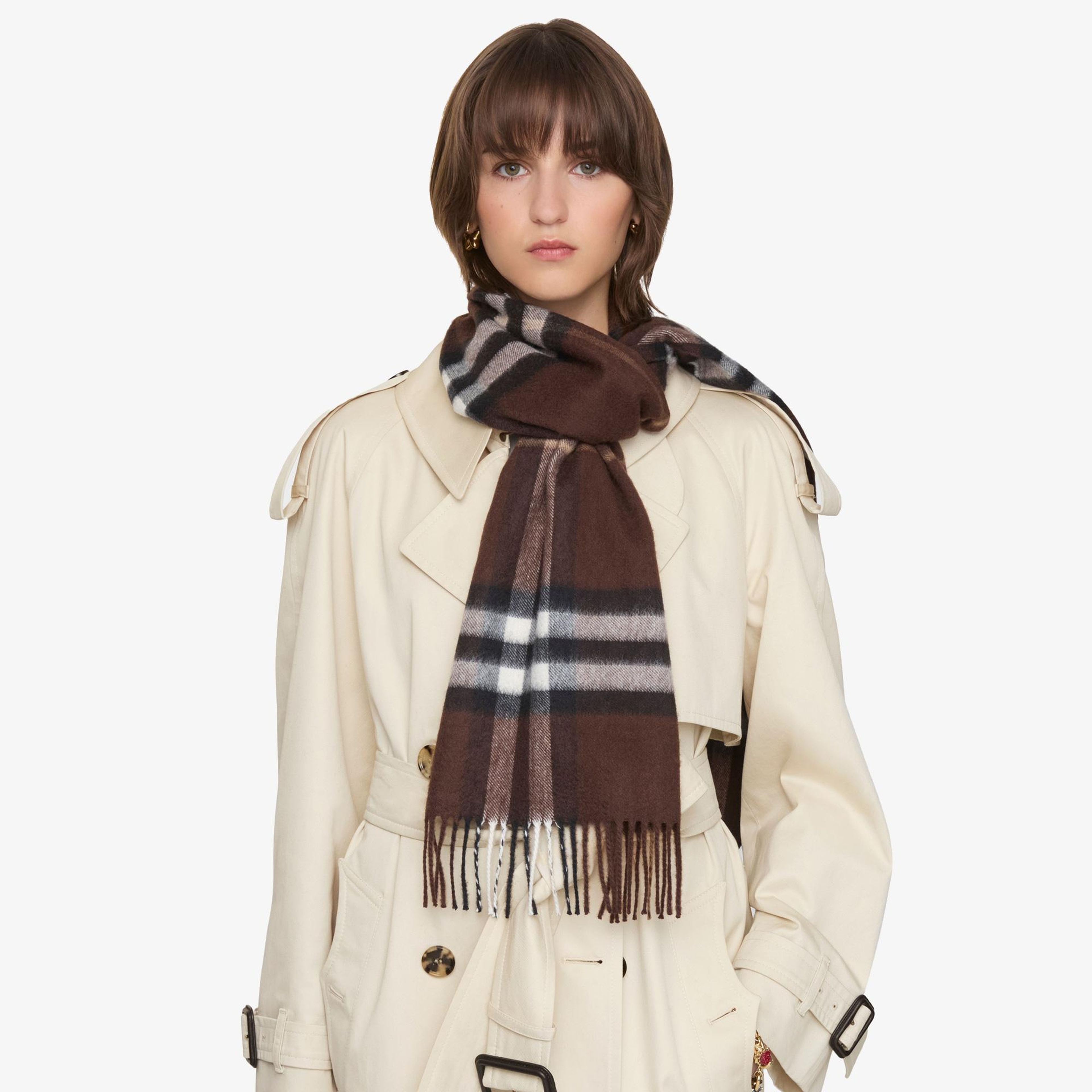 Burberry Giant Check Kadın Kahverengi Atkı
